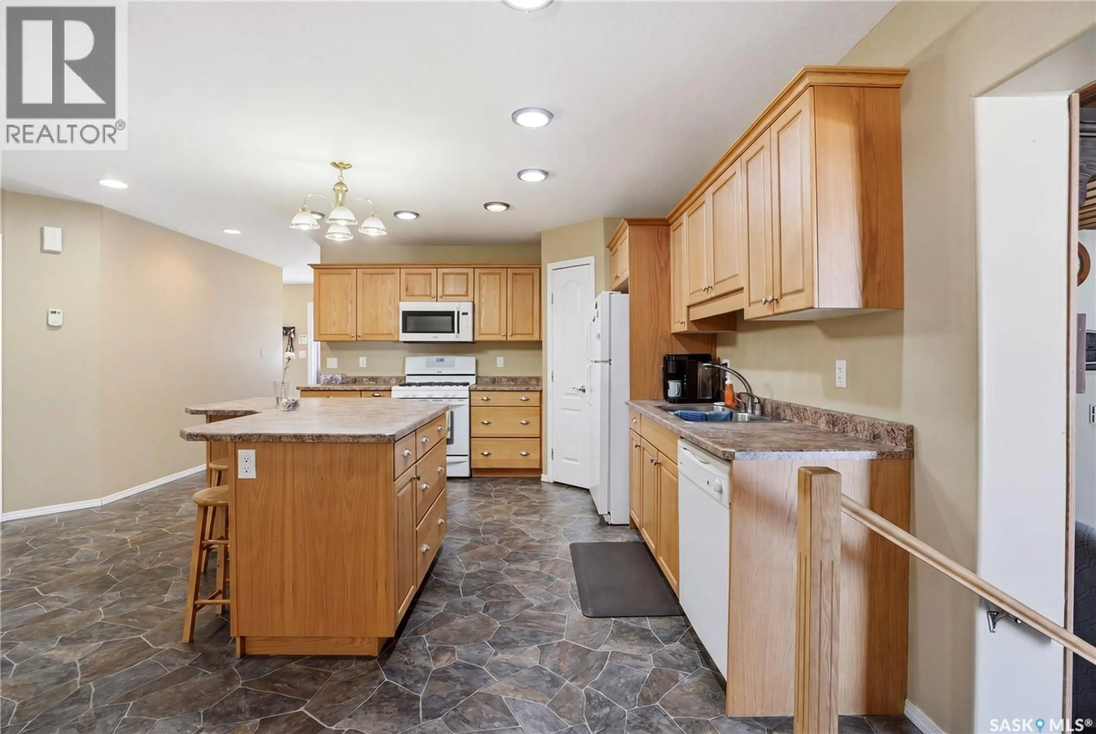 Standard kitchen, ceramic/tile floor for 205 BAY DRIVE, Christopher Lake Saskatchewan S0J0N0