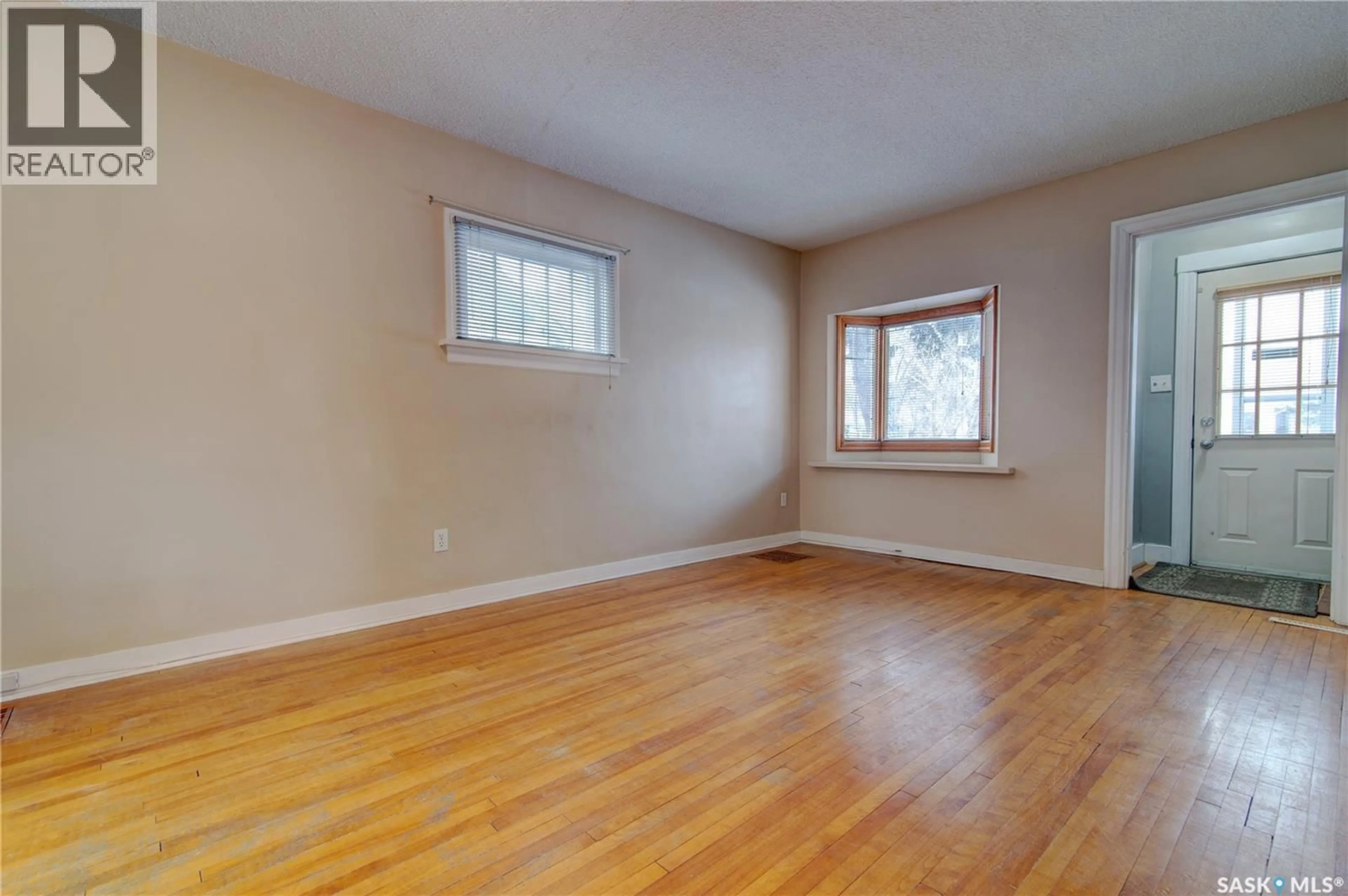 A pic of a room for 2627 ATKINSON STREET, Regina Saskatchewan S4N3Y1