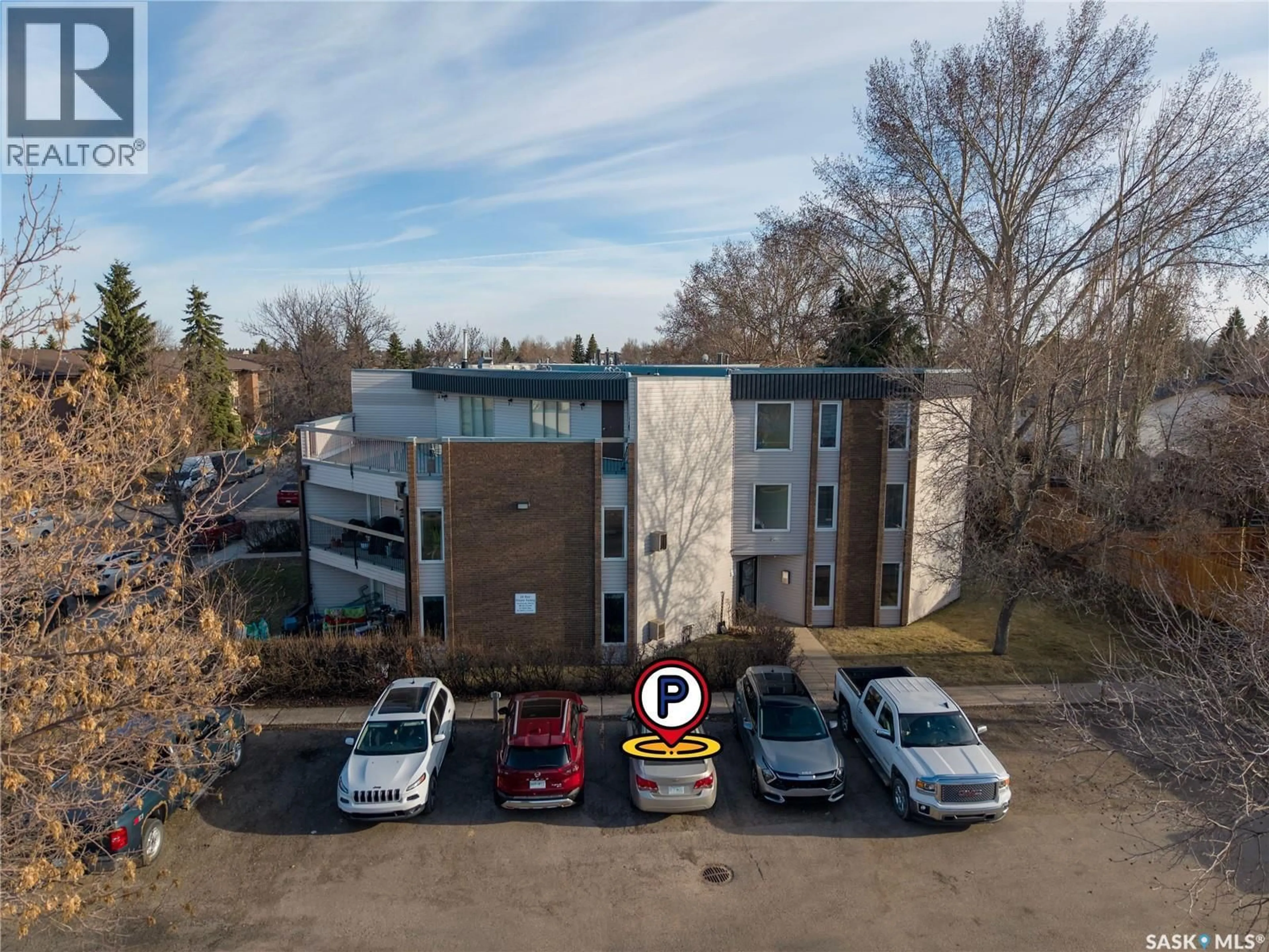 A pic from outside/outdoor area/front of a property/back of a property/a pic from drone, building for 302 - 303 TAIT CRESCENT, Saskatoon Saskatchewan S7H5L2