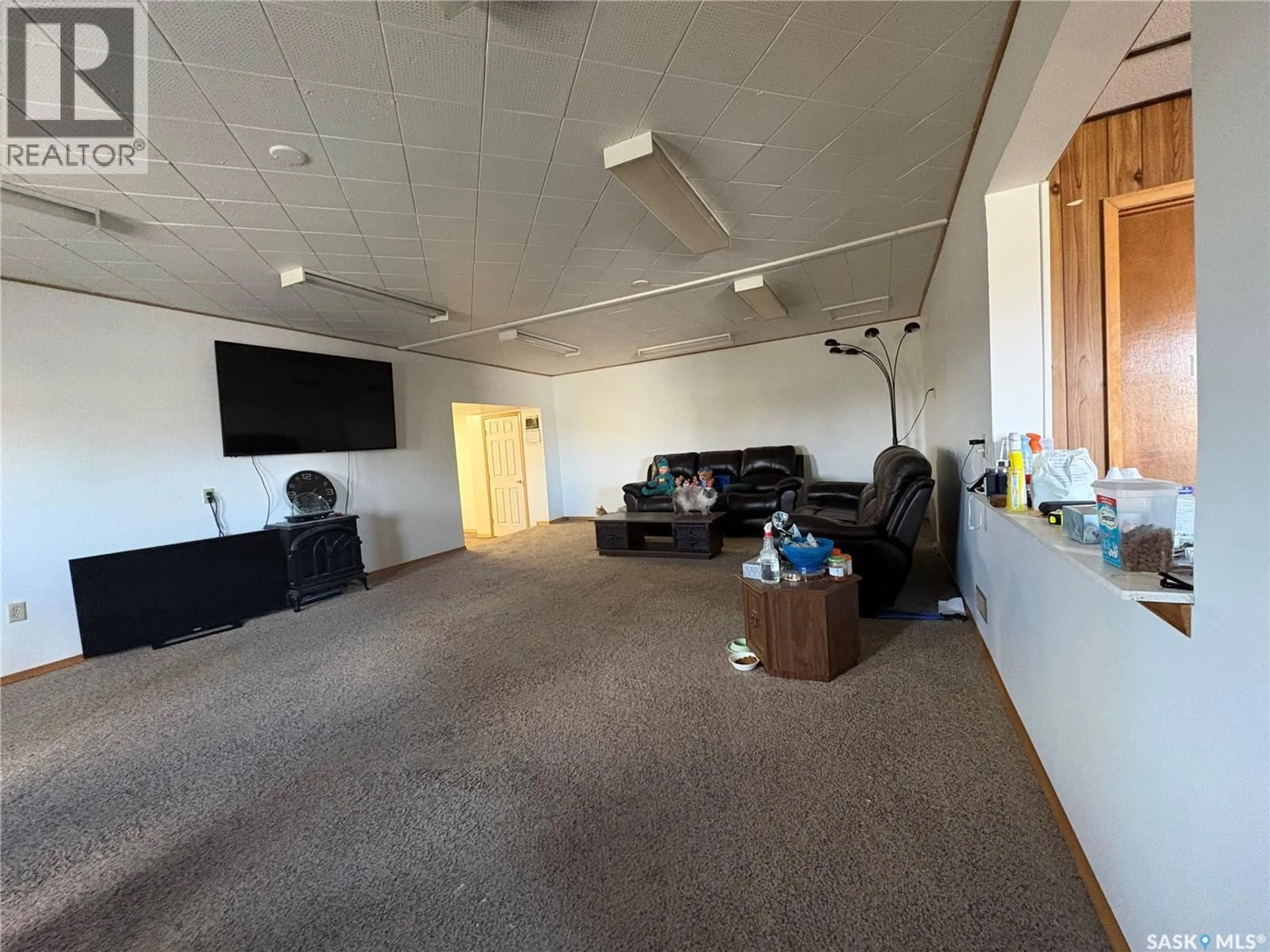 A pic of a room for 404 YELLOWHEAD HIGHWAY, Theodore Saskatchewan S0A4C0