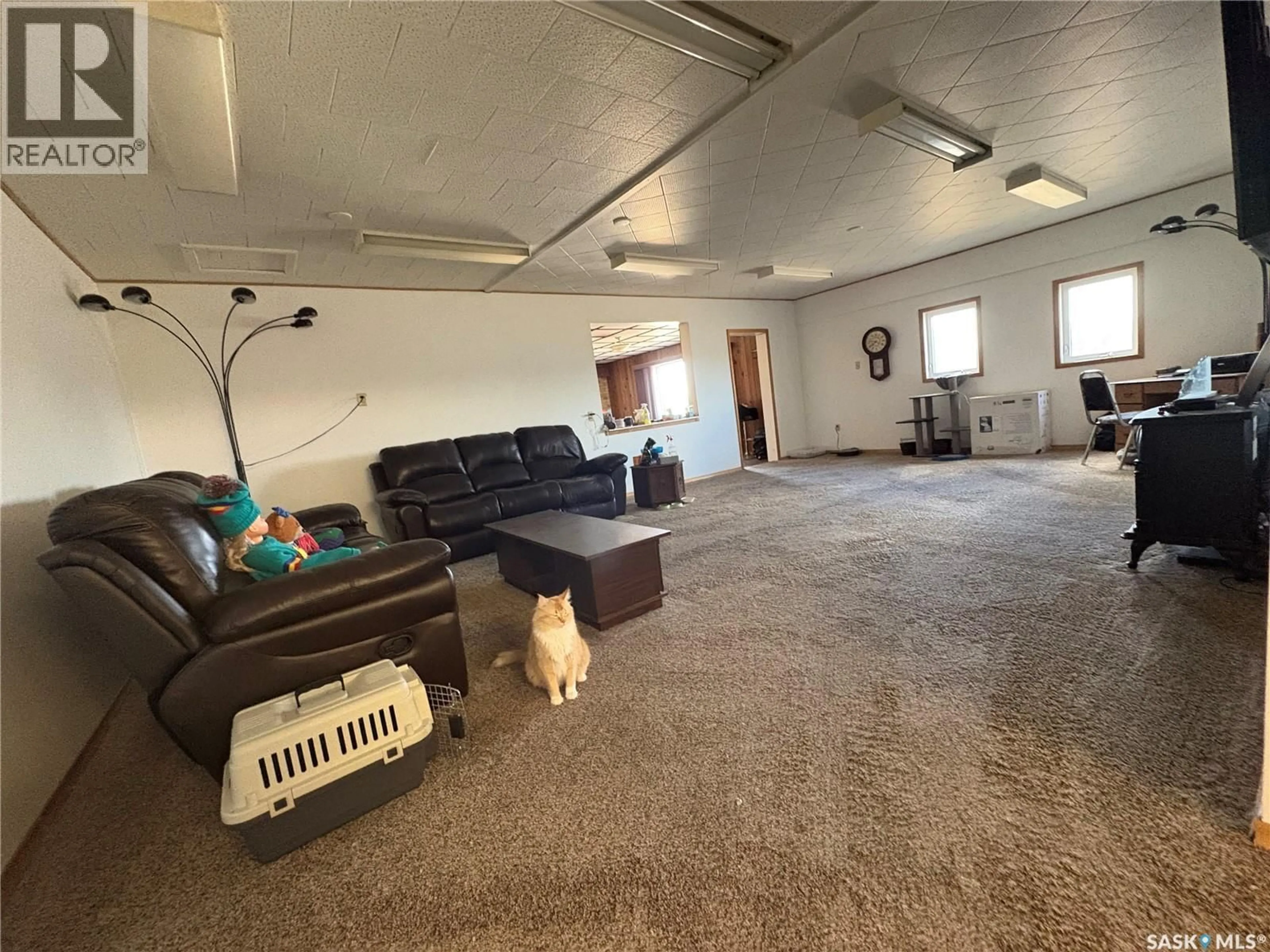 A pic of a room for 404 YELLOWHEAD HIGHWAY, Theodore Saskatchewan S0A4C0