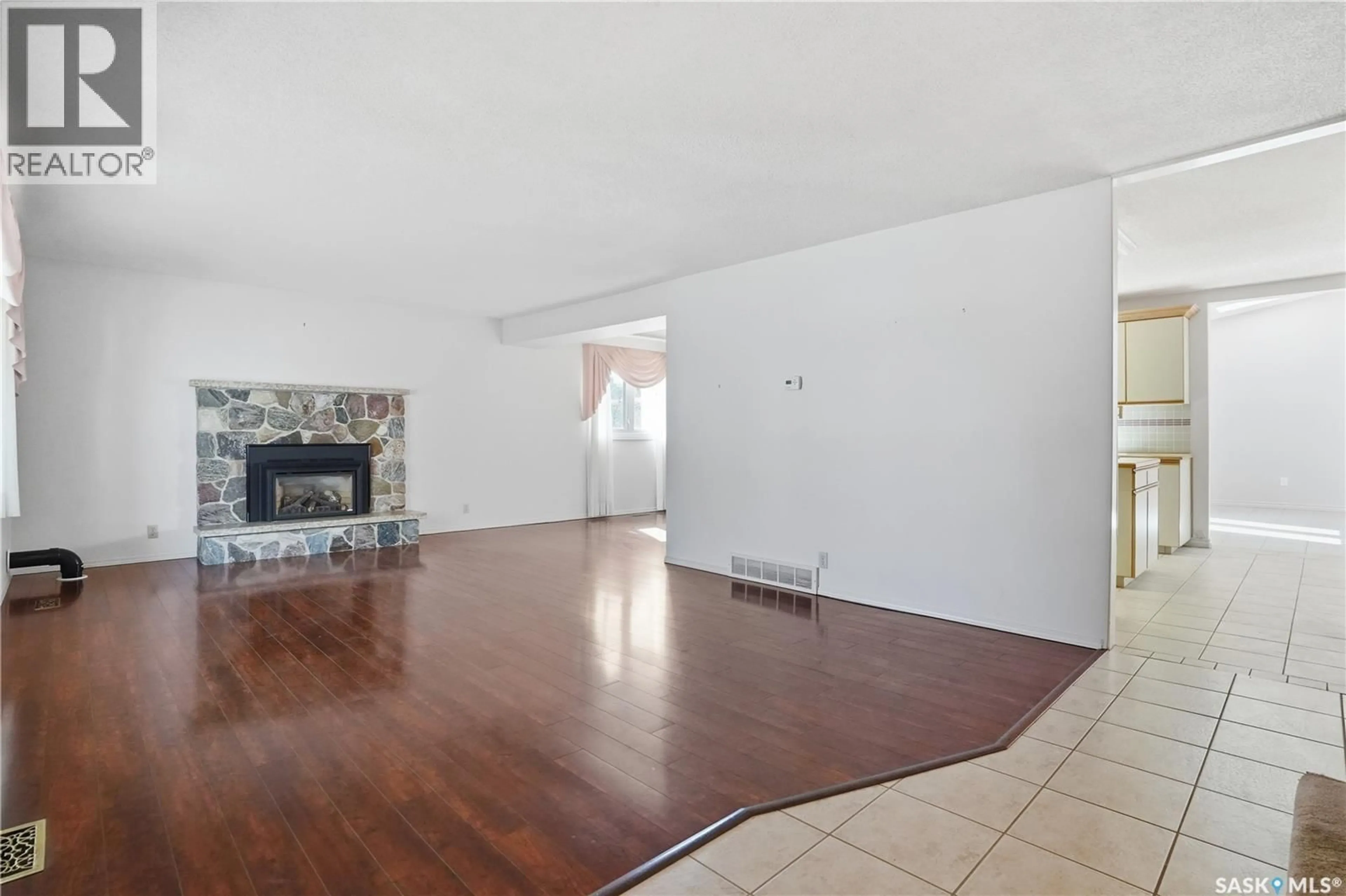 A pic of a room for 2 CULLITON CRESCENT, Regina Saskatchewan S4S4J6