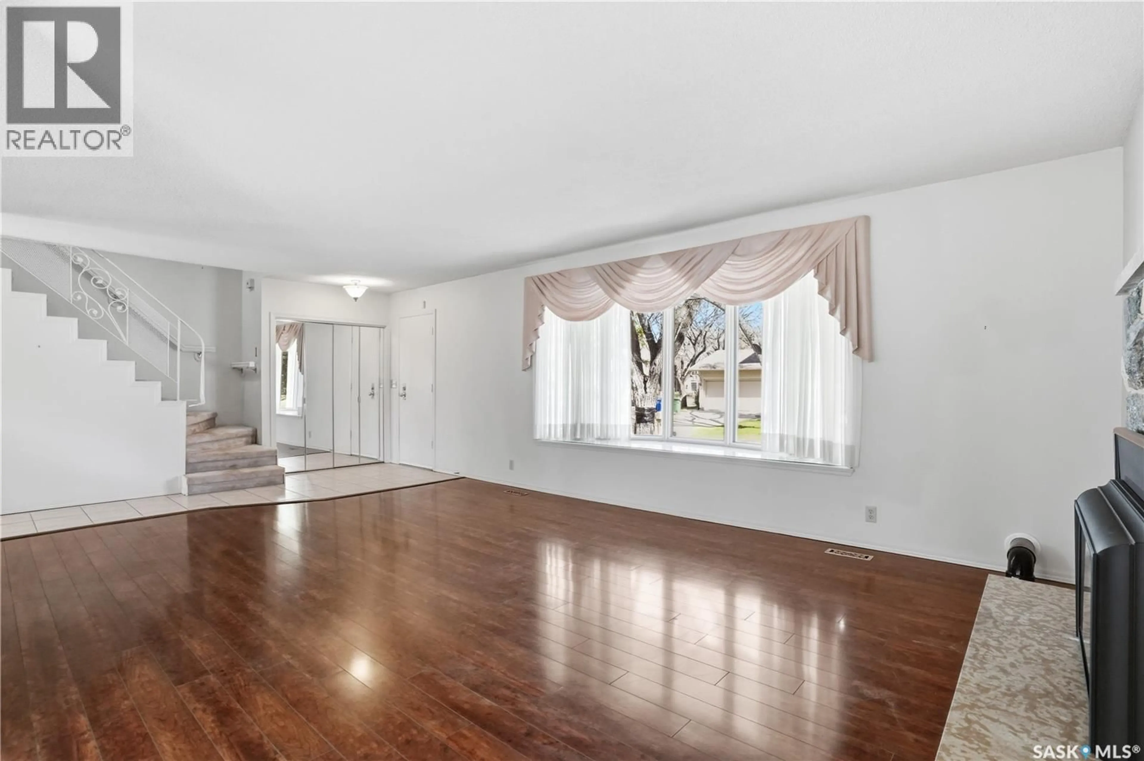 A pic of a room for 2 CULLITON CRESCENT, Regina Saskatchewan S4S4J6