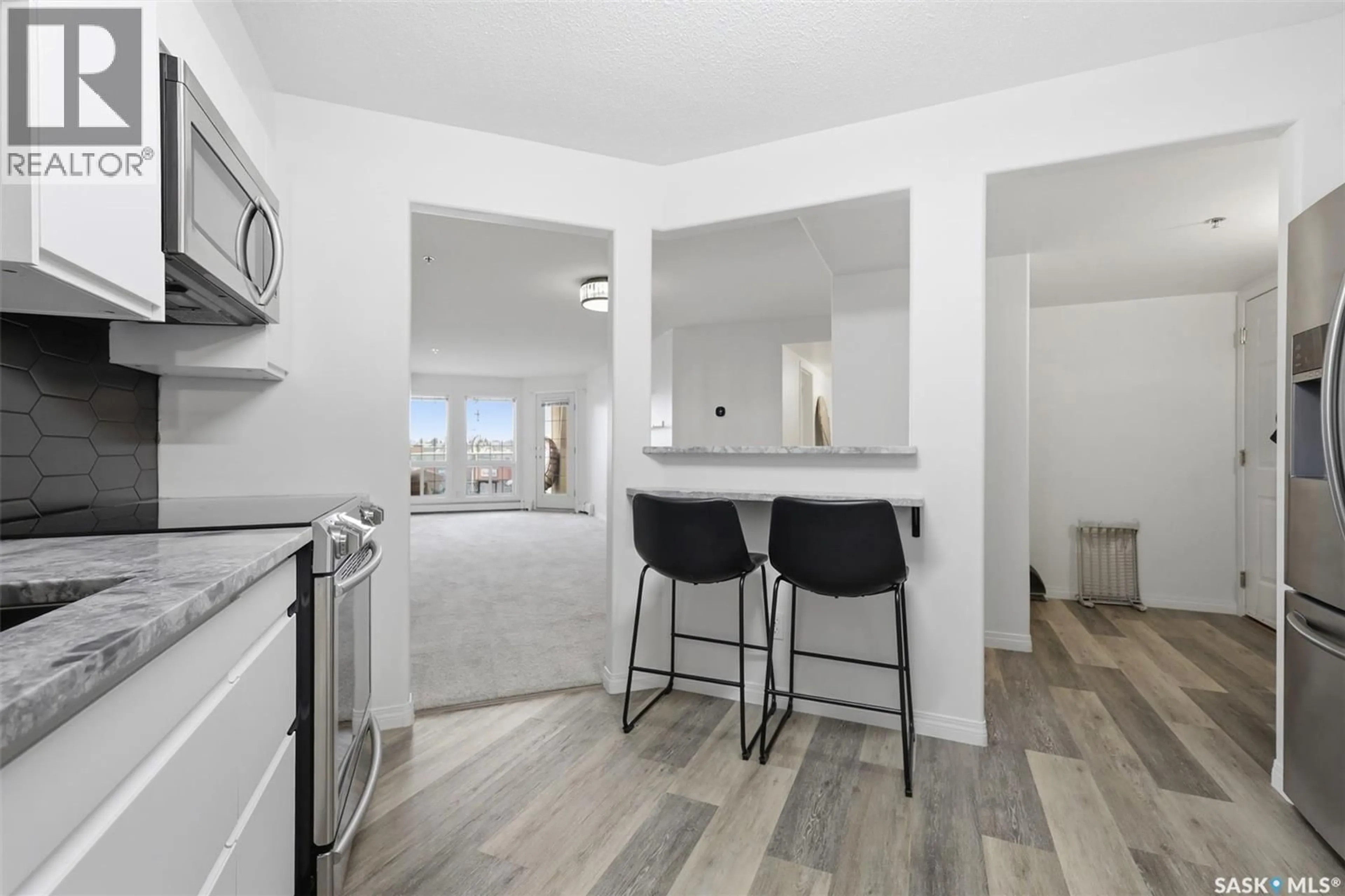 Open concept kitchen, unknown for 208 - 1700 MAIN STREET, Saskatoon Saskatchewan S7H5S1