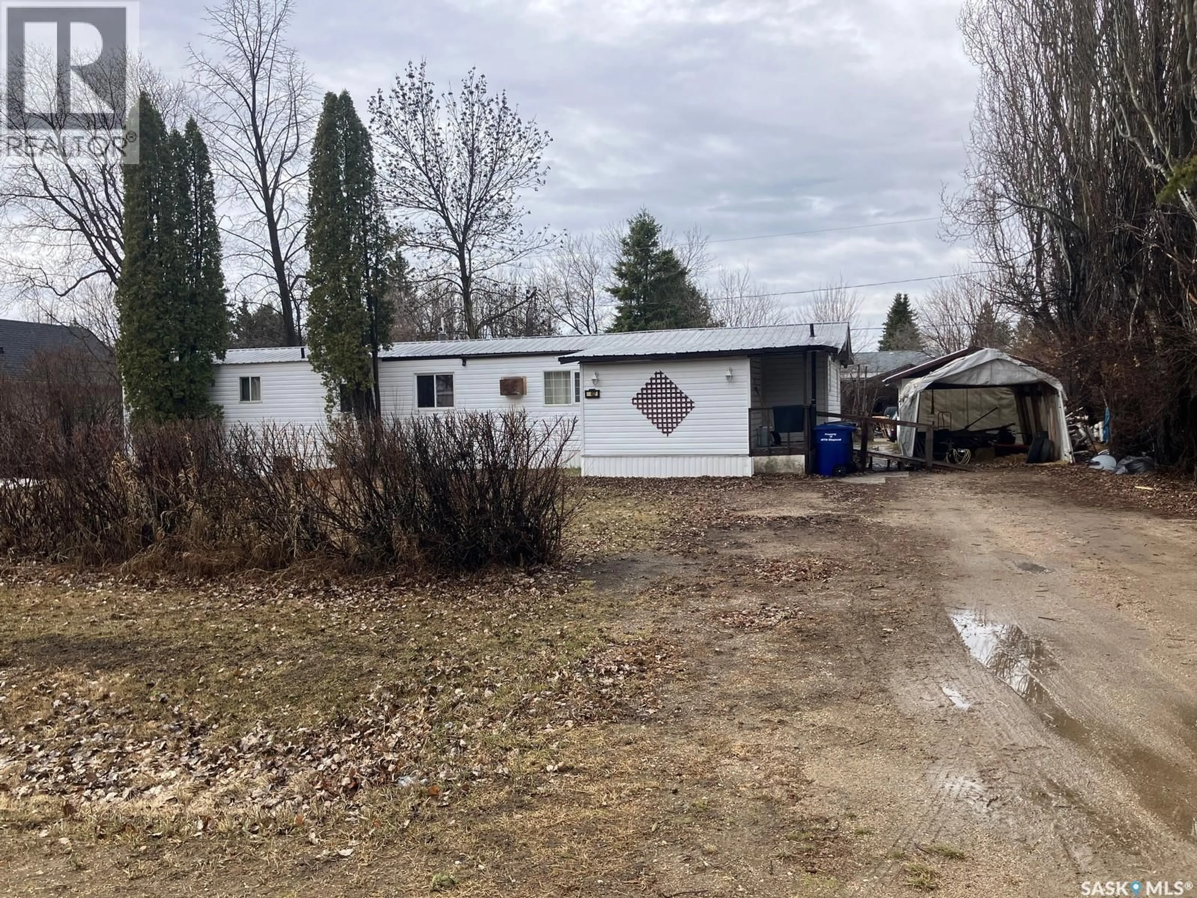 Shed for 407 RAILWAY AVENUE, White Fox Saskatchewan S0J3B0