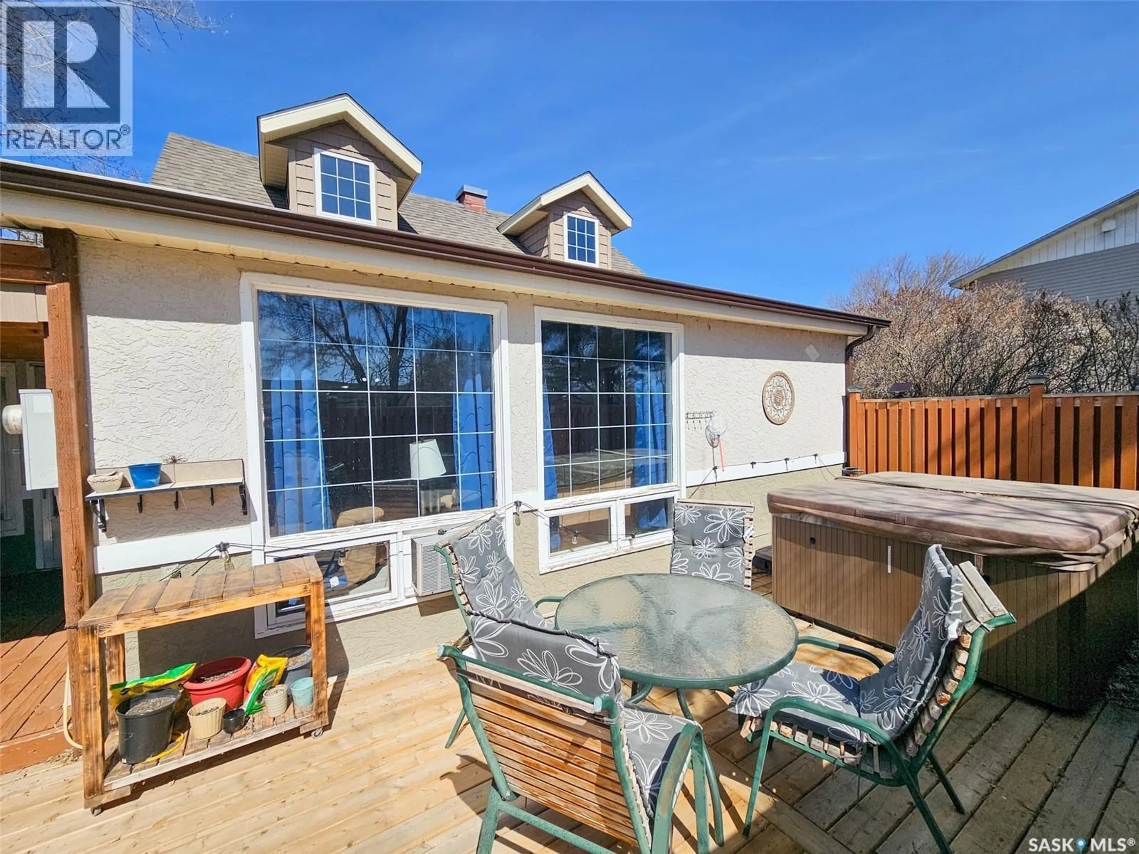 Patio, unknown for 208 WALL RIDGE TRAIL, Lac Pelletier Rm No. 107 Saskatchewan S0N2Y0