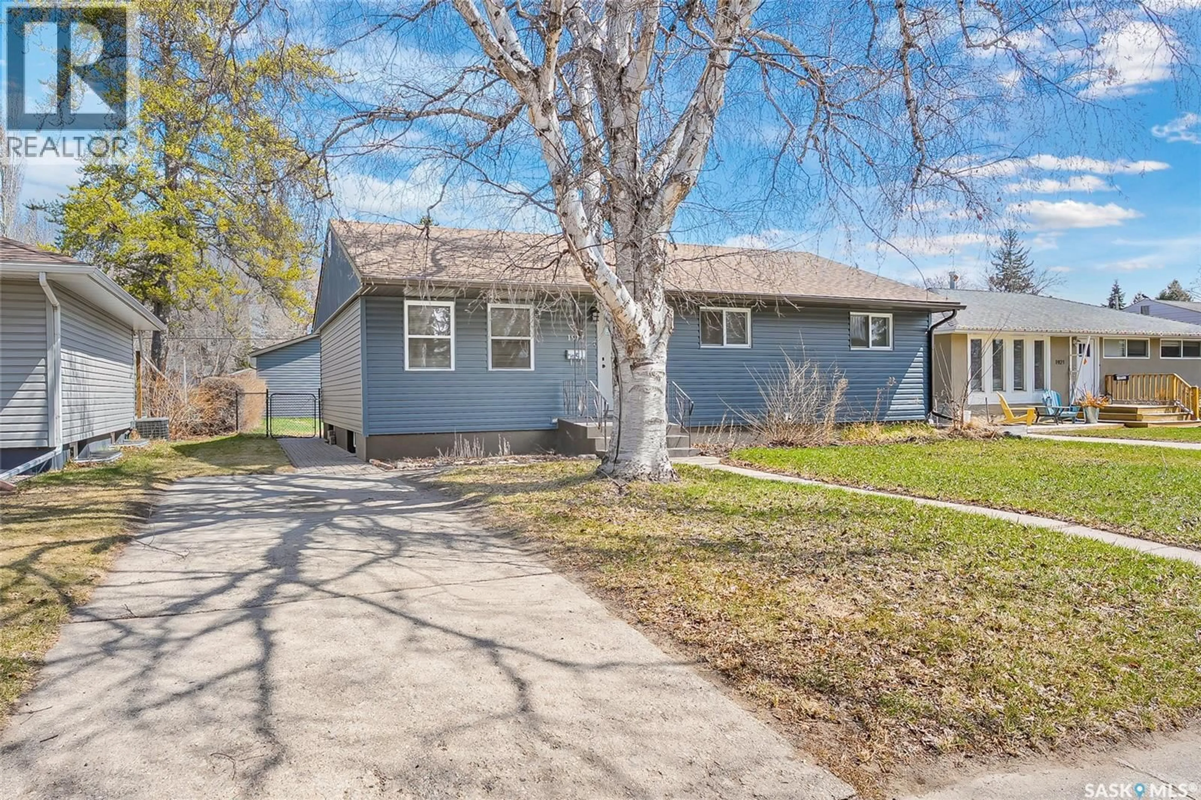 Unknown for 1917 CAIRNS AVENUE, Saskatoon Saskatchewan S7J1T3