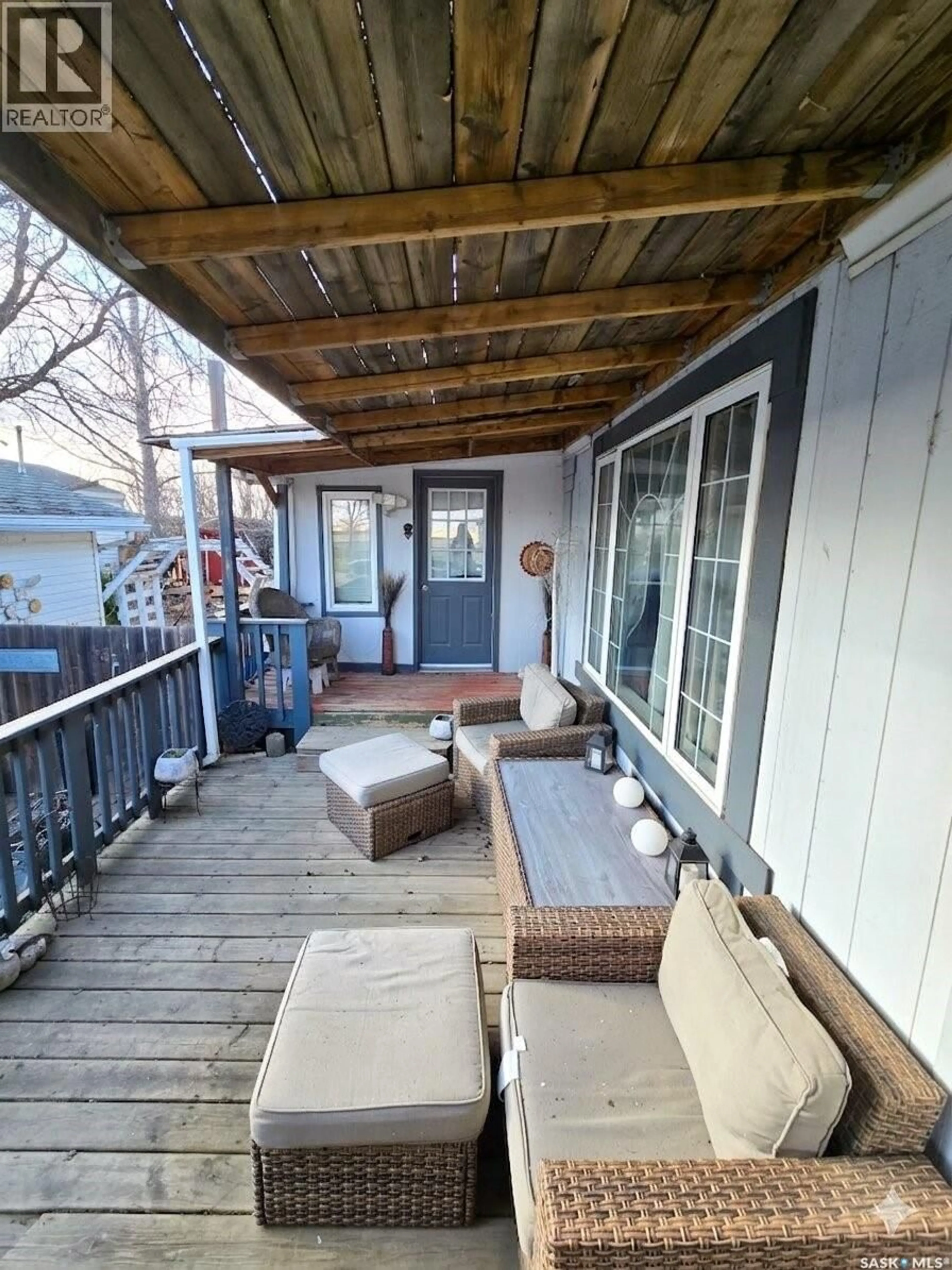 Patio, unknown for 38 PRAIRIE SUN COURT, Swift Current Saskatchewan S9H3X3