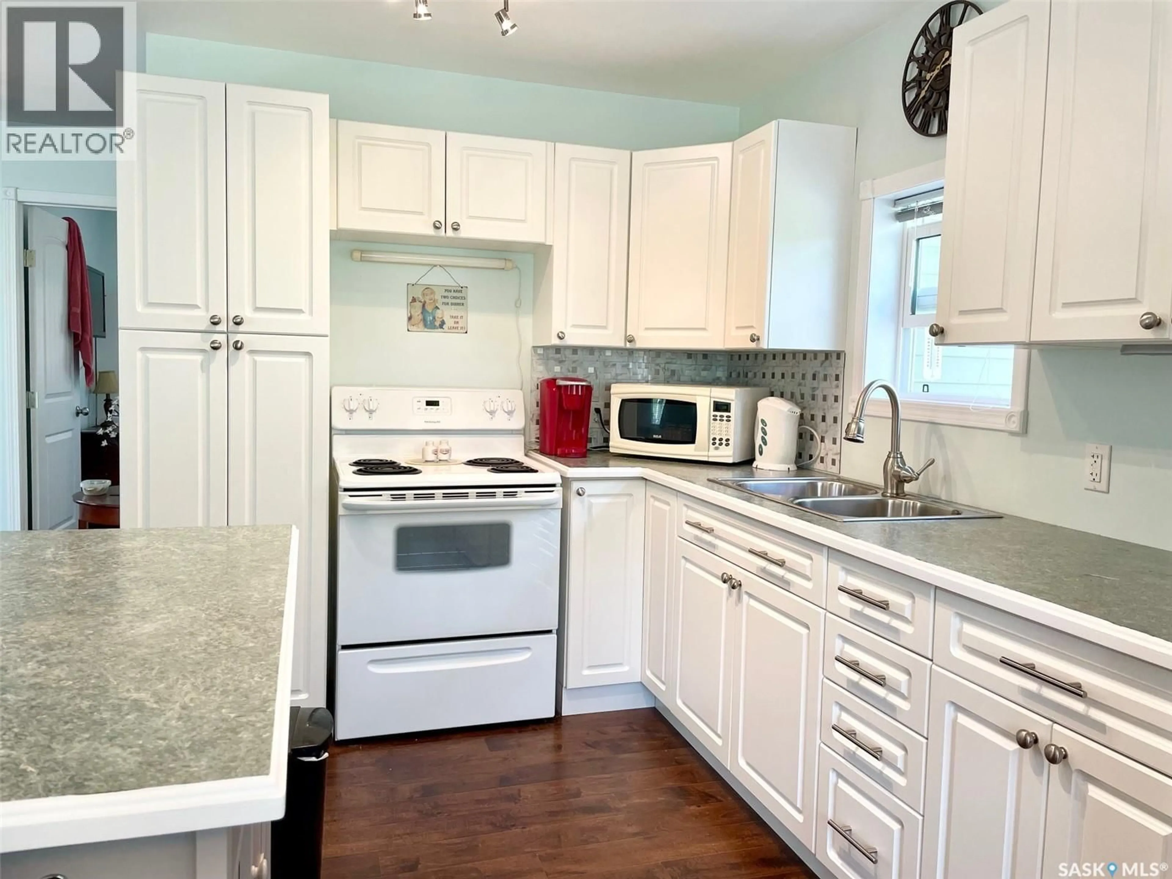 Standard kitchen, unknown for 311 SANDY CRESCENT, Good Spirit Lake Saskatchewan S0A0L0