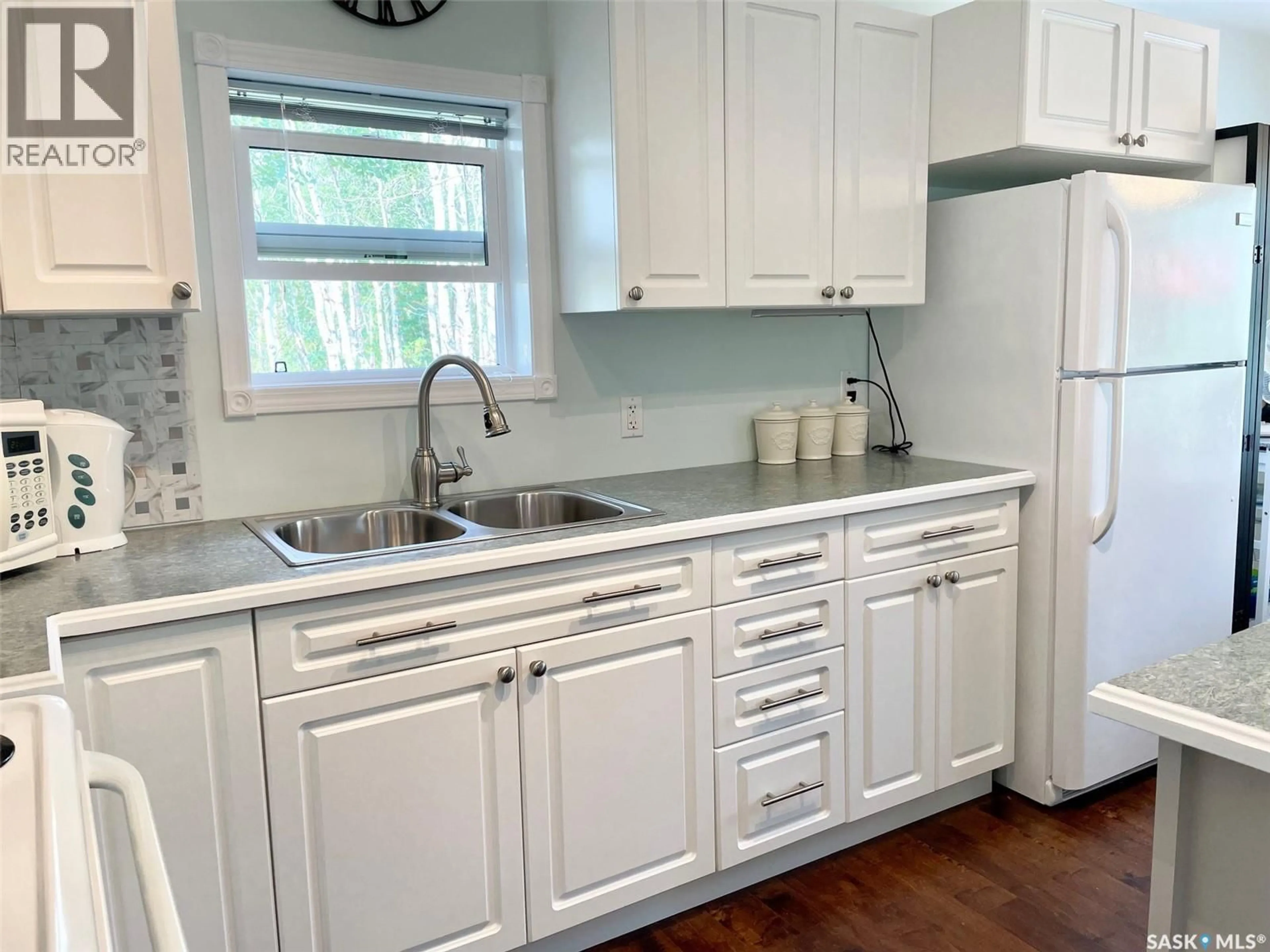 Standard kitchen, unknown for 311 SANDY CRESCENT, Good Spirit Lake Saskatchewan S0A0L0