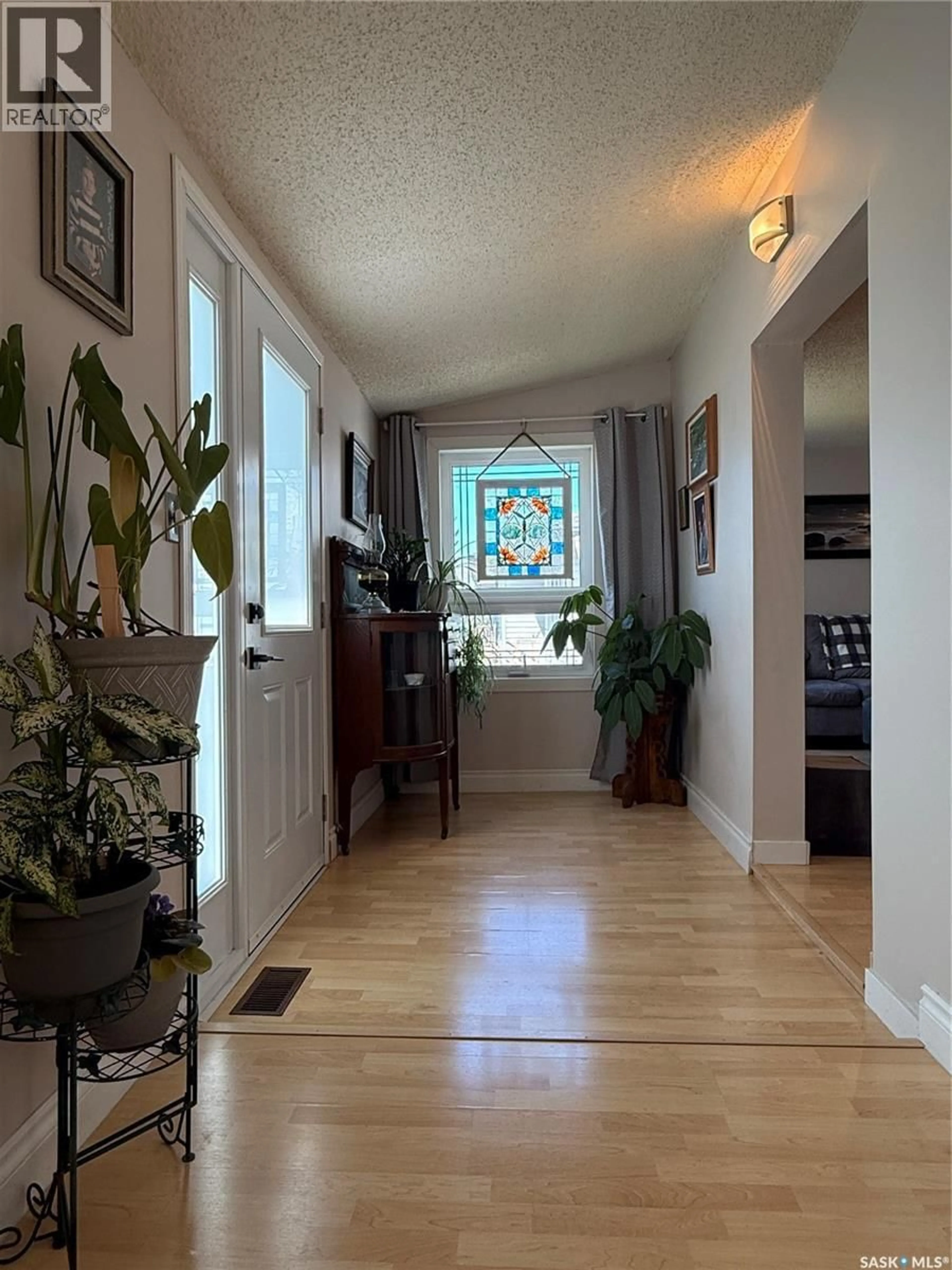 Indoor entryway for 278 8TH AVENUE, Melville Saskatchewan S0A2P0