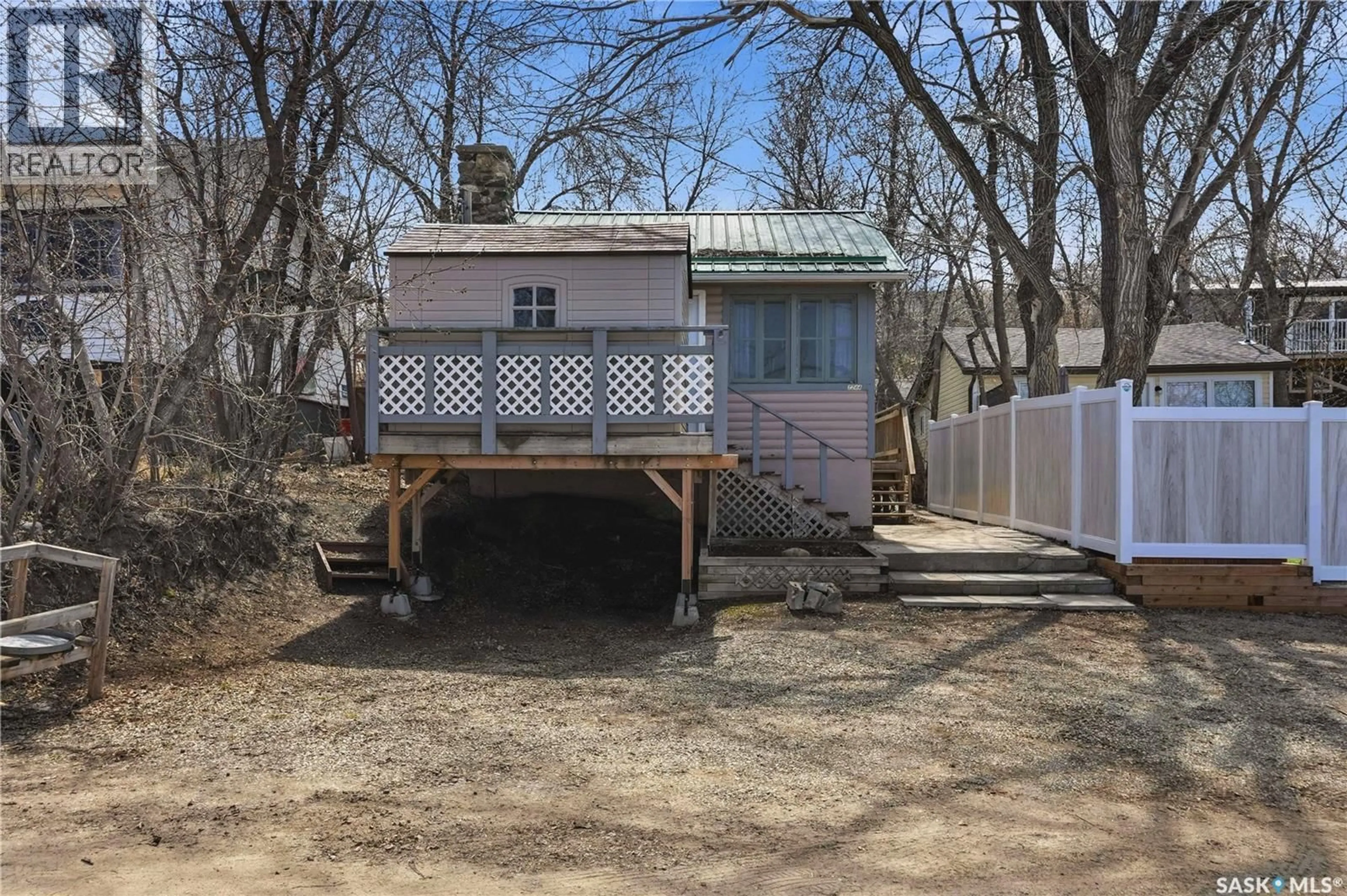 Shed for 228A GREEN AVENUE, Regina Beach Saskatchewan S0G4C0