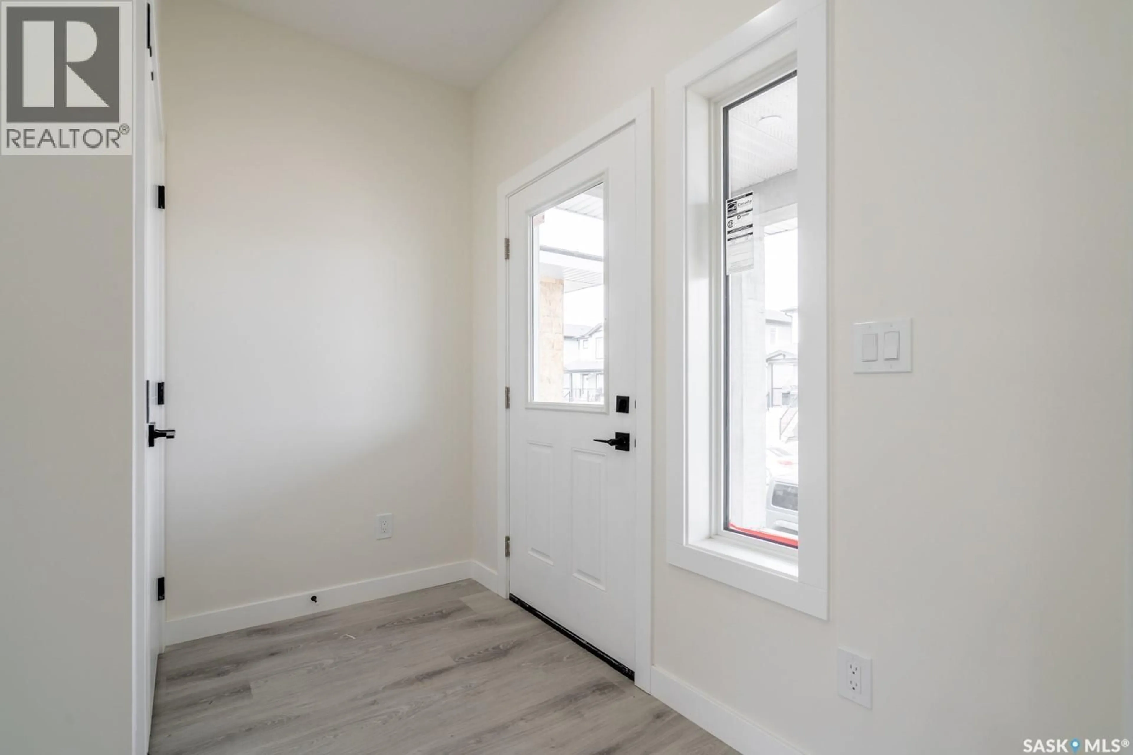 Indoor entryway for 1142 POLEY STREET, Regina Saskatchewan S4R8H3