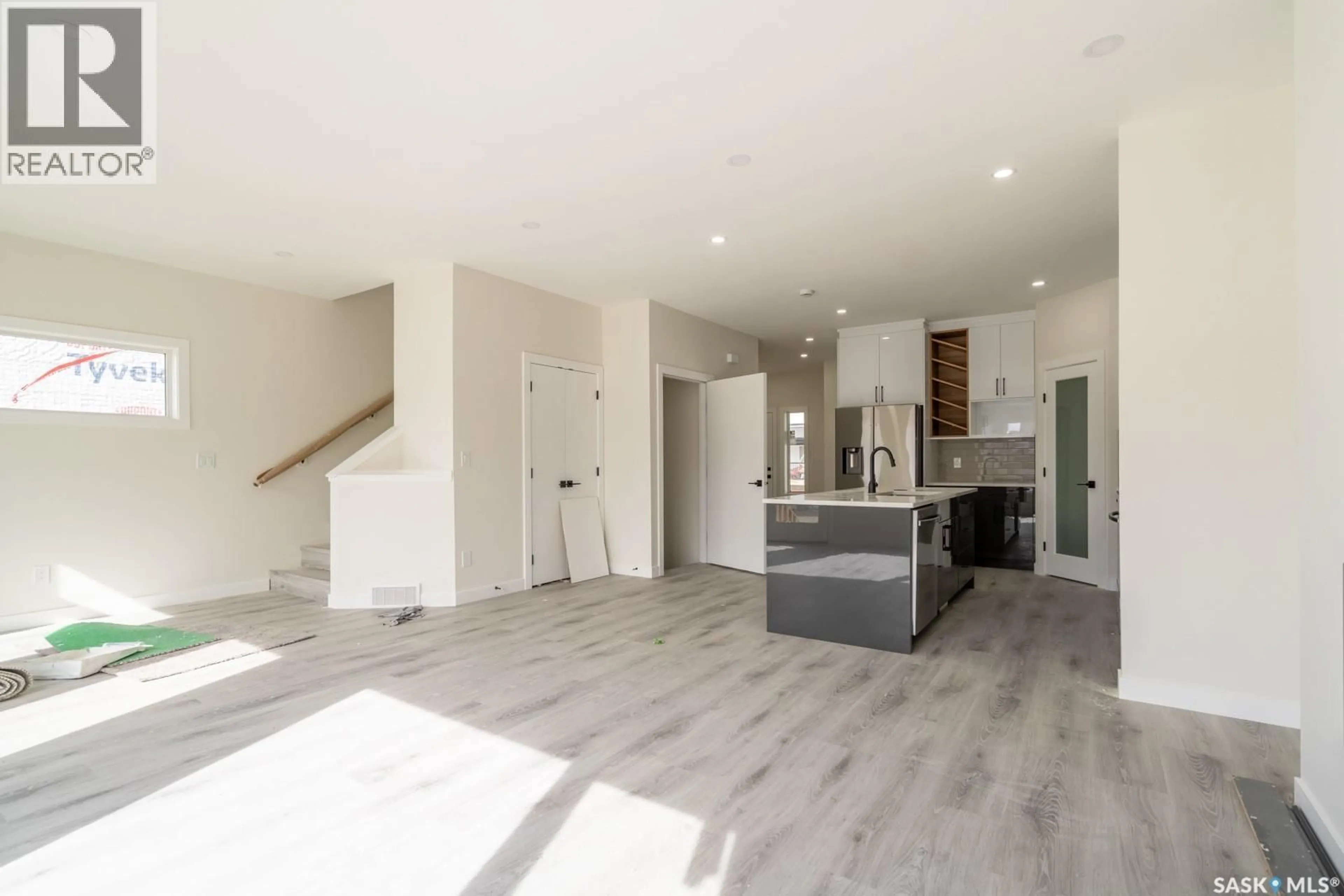 Open concept kitchen, unknown for 1142 POLEY STREET, Regina Saskatchewan S4R8H3