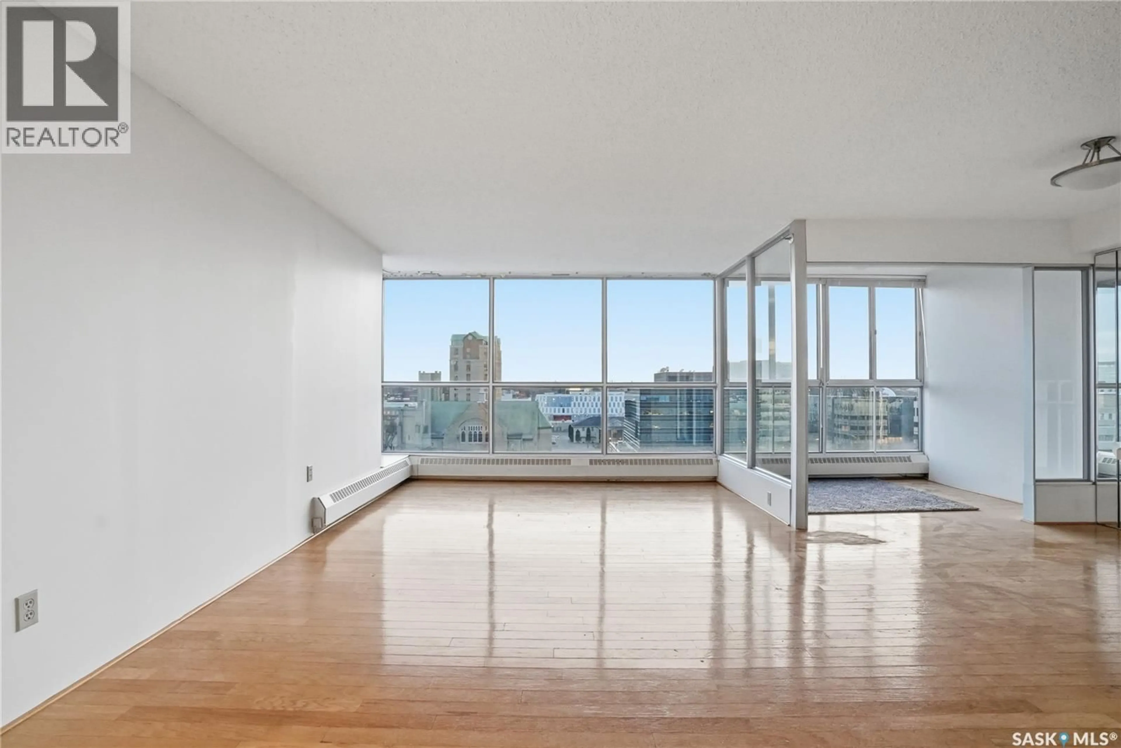A pic of a room for N - 905 315 5TH AVENUE, Saskatoon Saskatchewan S7K2P4