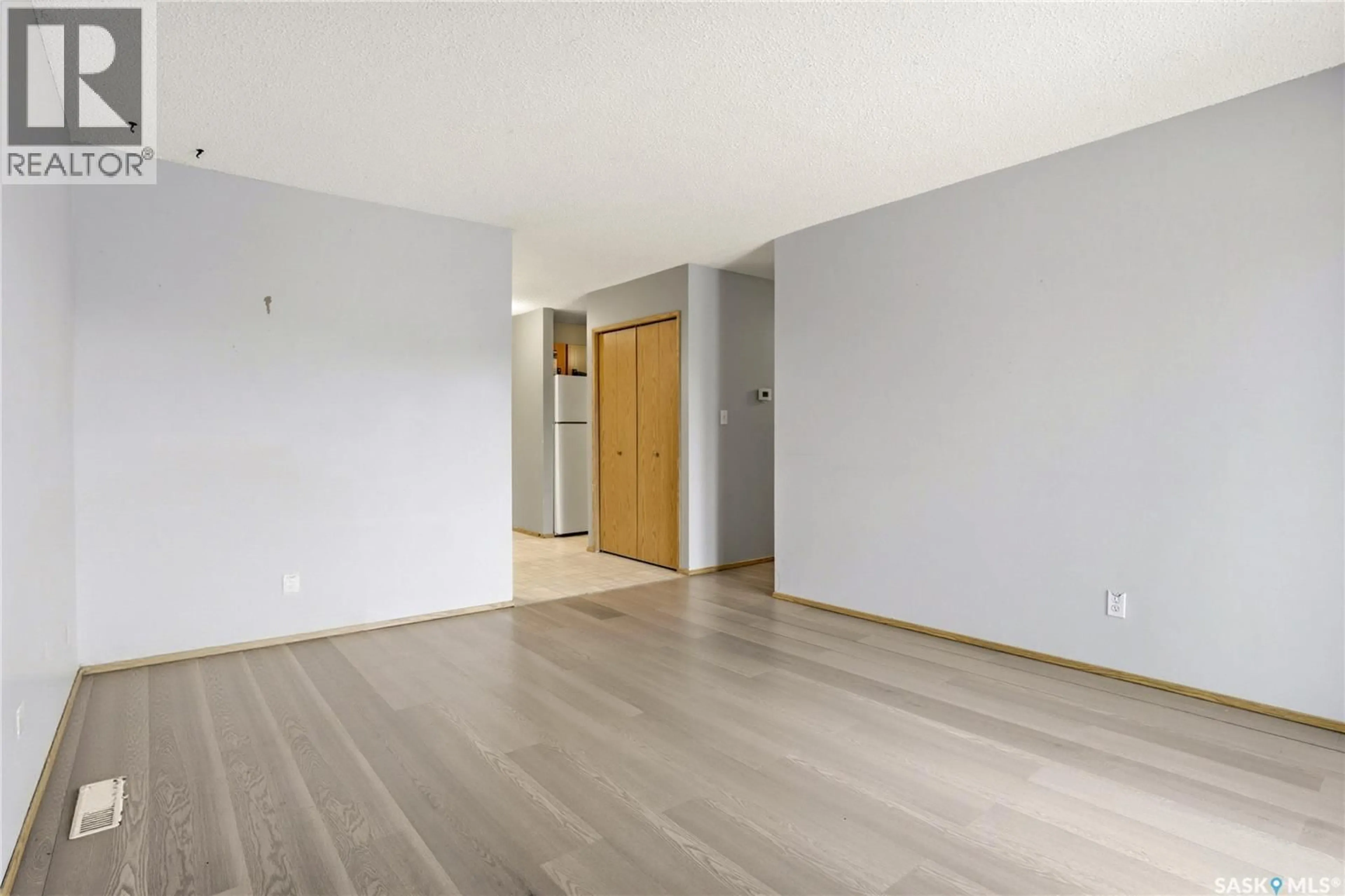 A pic of a room for 6575 - 10 ROCHDALE BOULEVARD, Regina Saskatchewan S4X2Z1