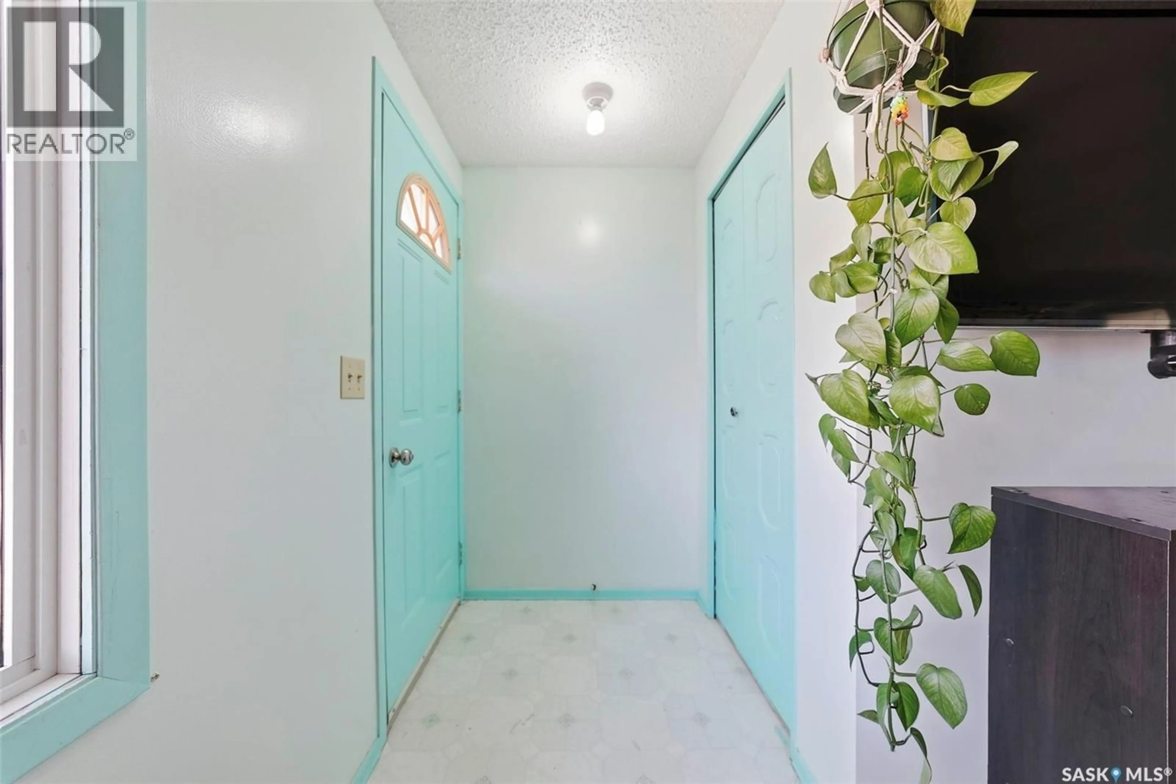 Indoor entryway for 301 CLOVER AVENUE, Dalmeny Saskatchewan S0K1E0