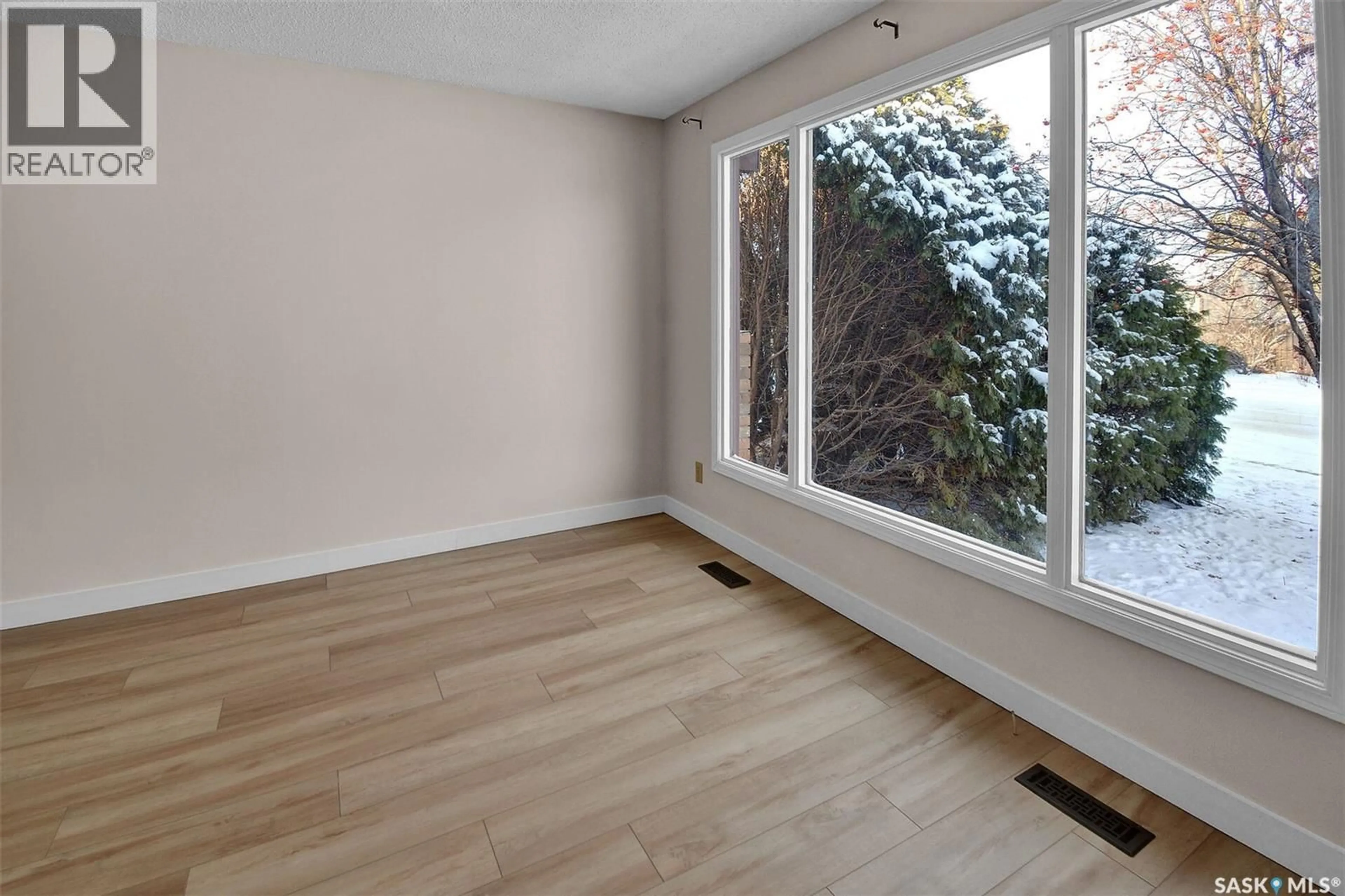 A pic of a room for 111 STECHISHIN CRESCENT, Saskatoon Saskatchewan S7K5P5