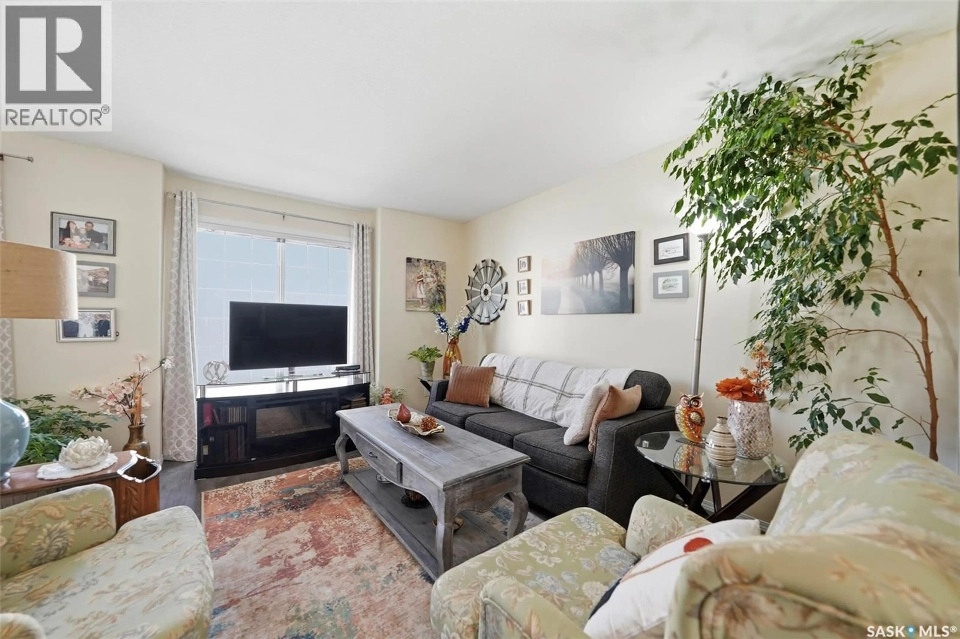Living room with furniture, unknown for 9 243 HEROLD TERRACE, Saskatoon Saskatchewan S7V1J5
