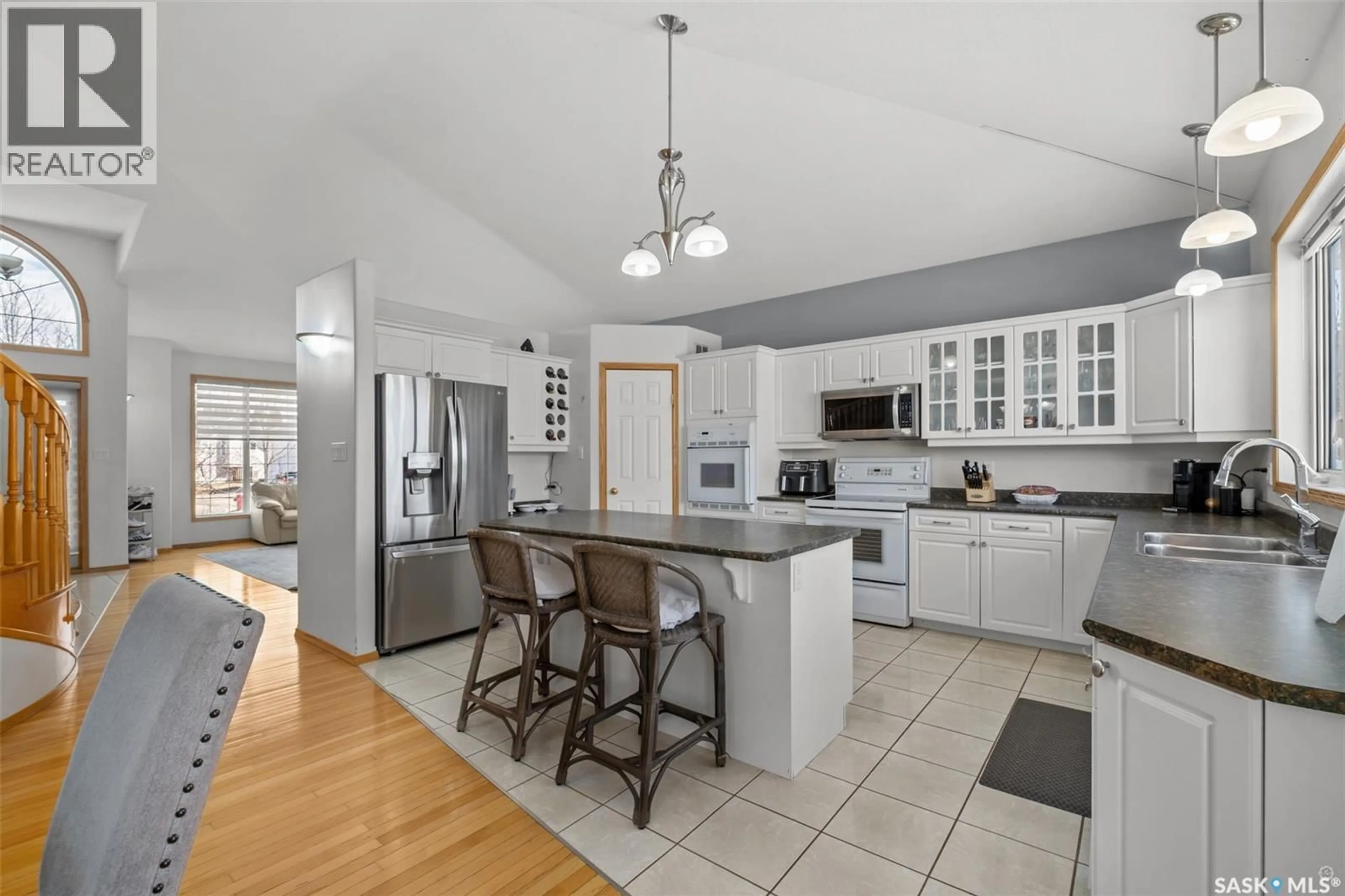 Open concept kitchen, ceramic/tile floor for 35 FESCHUK PLACE, Prince Albert Saskatchewan S6X1C6