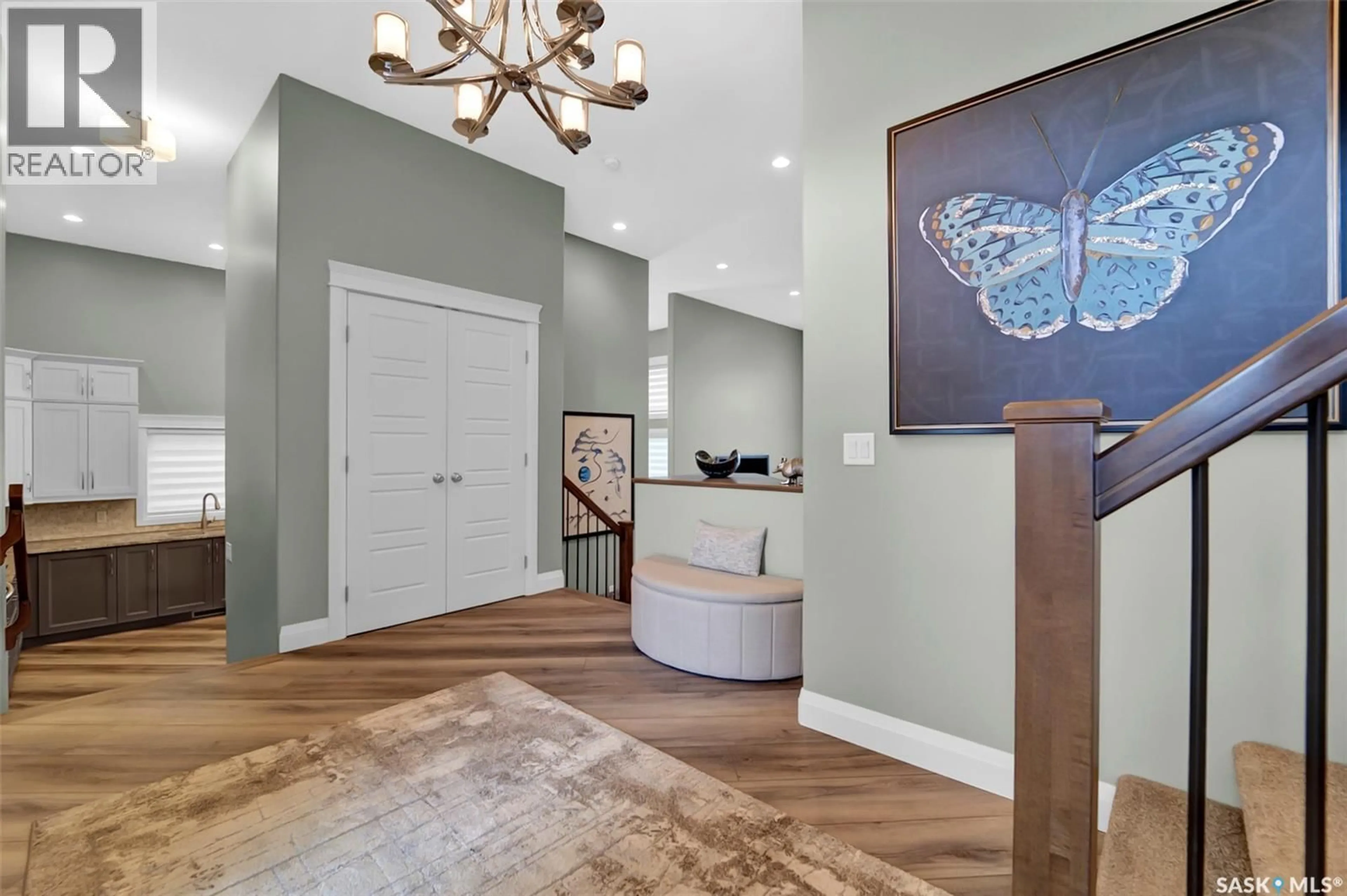 Indoor entryway for 303 BROOKMORE CRESCENT, Saskatoon Saskatchewan S7V0B1