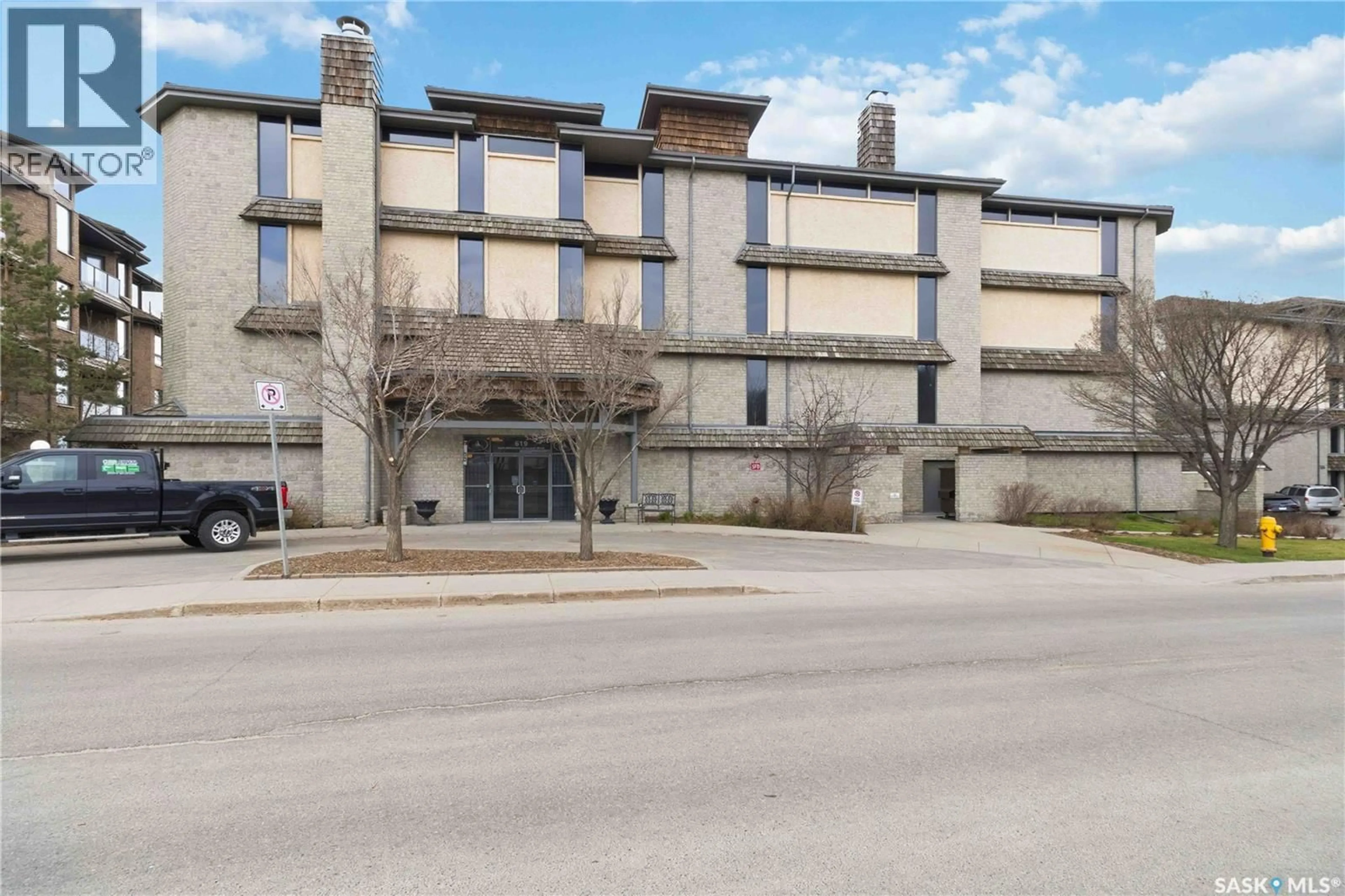 Unknown for W - 112 619 SASKATCHEWAN CRESCENT, Saskatoon Saskatchewan S7M0A5