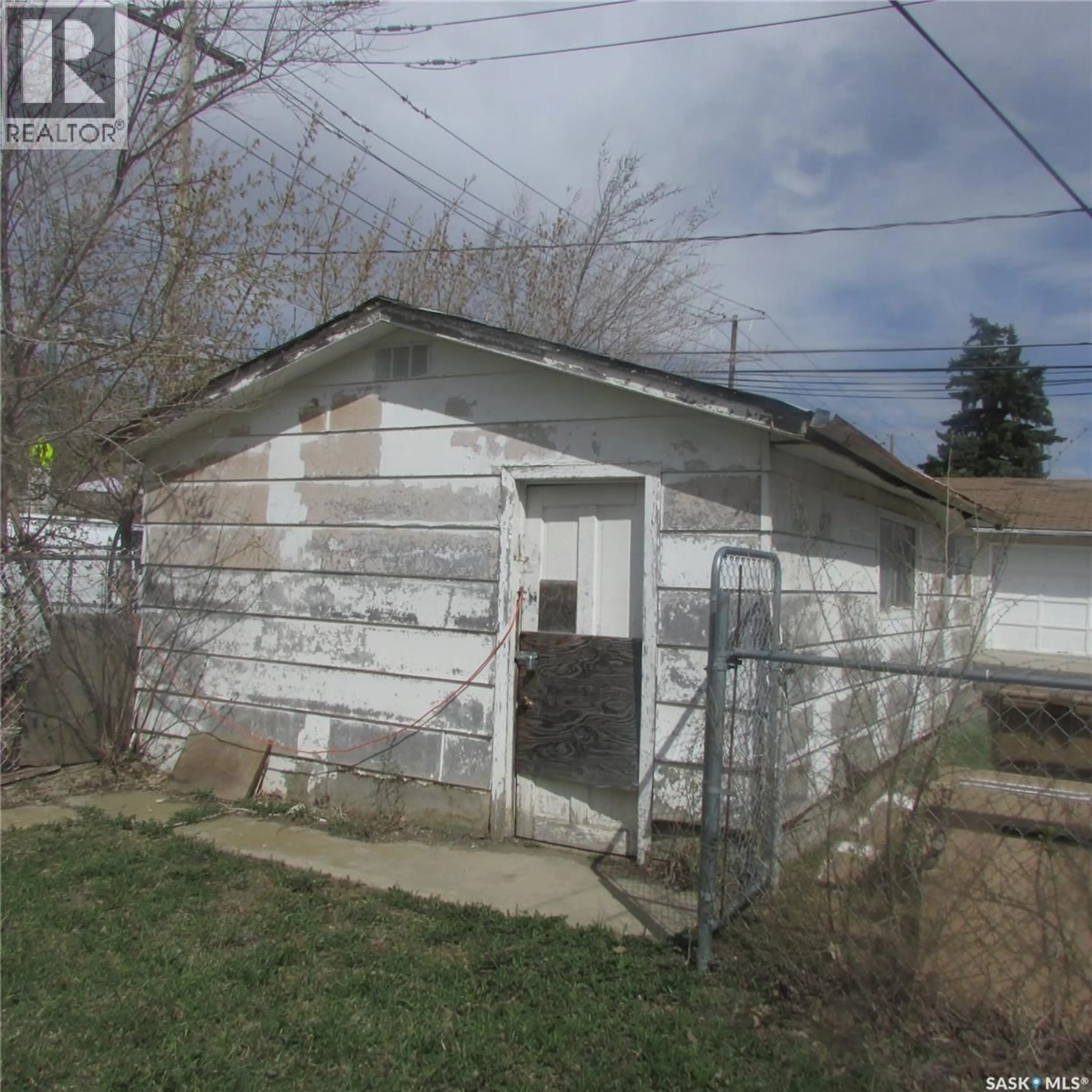 Shed for 405 SCARTH STREET, Regina Saskatchewan S4R2C6