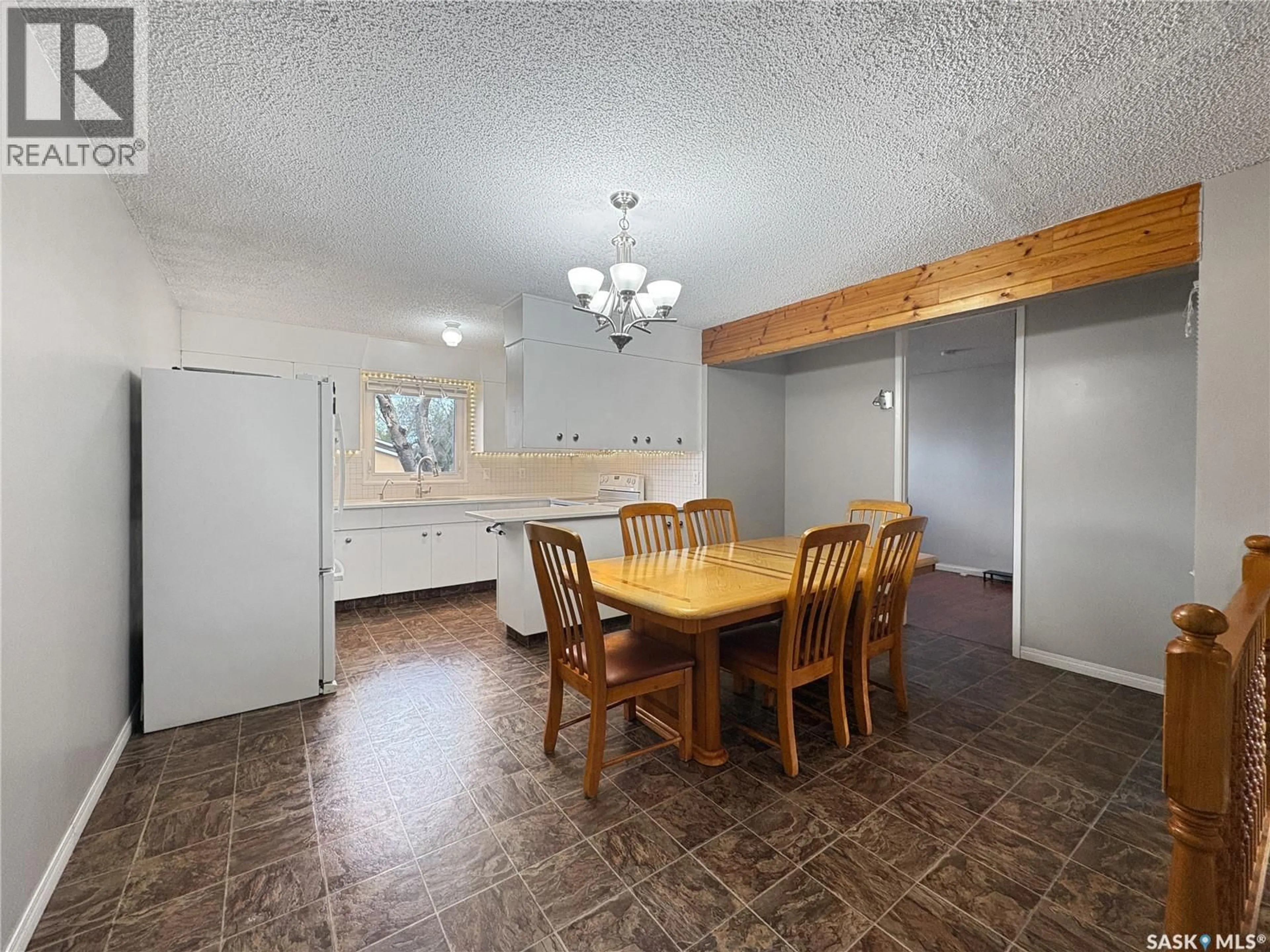 Dining room, unknown for 1762 91ST STREET, North Battleford Saskatchewan S9A0A5