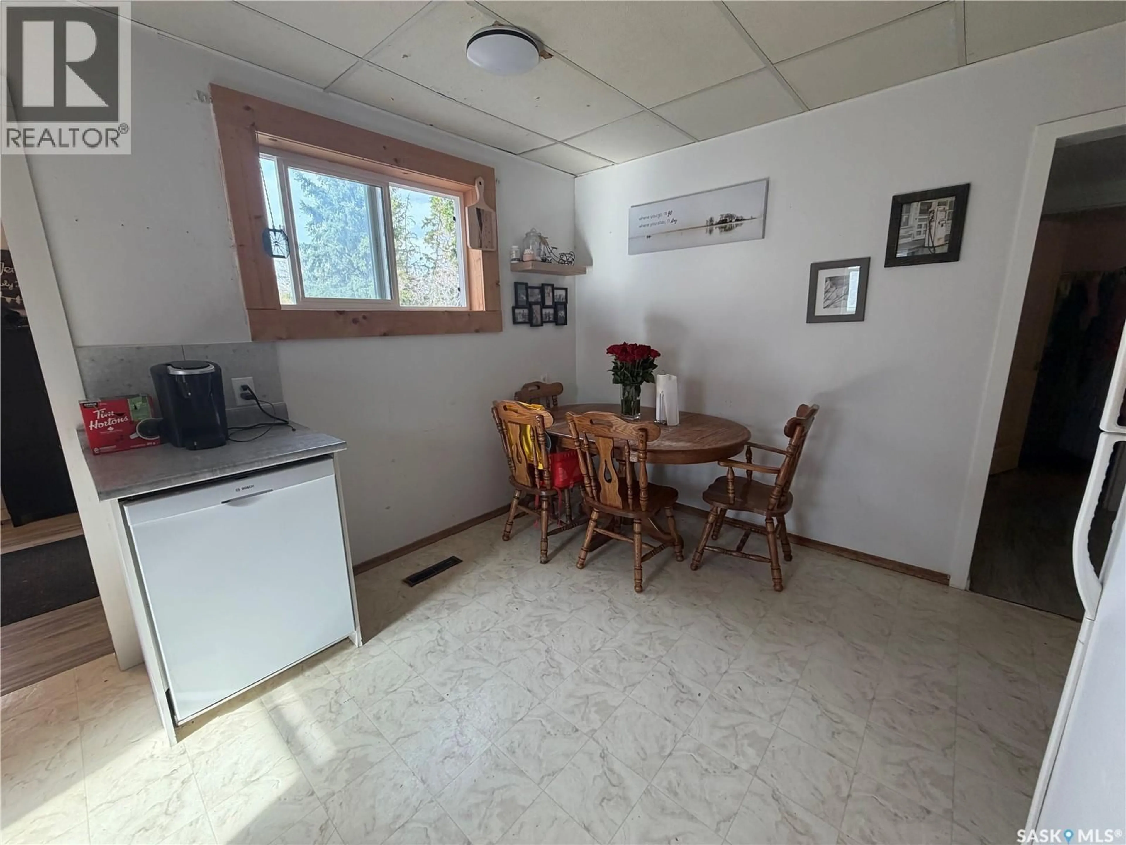 A pic of a room for 210 2ND AVENUE, Hepburn Saskatchewan S0K1Z0
