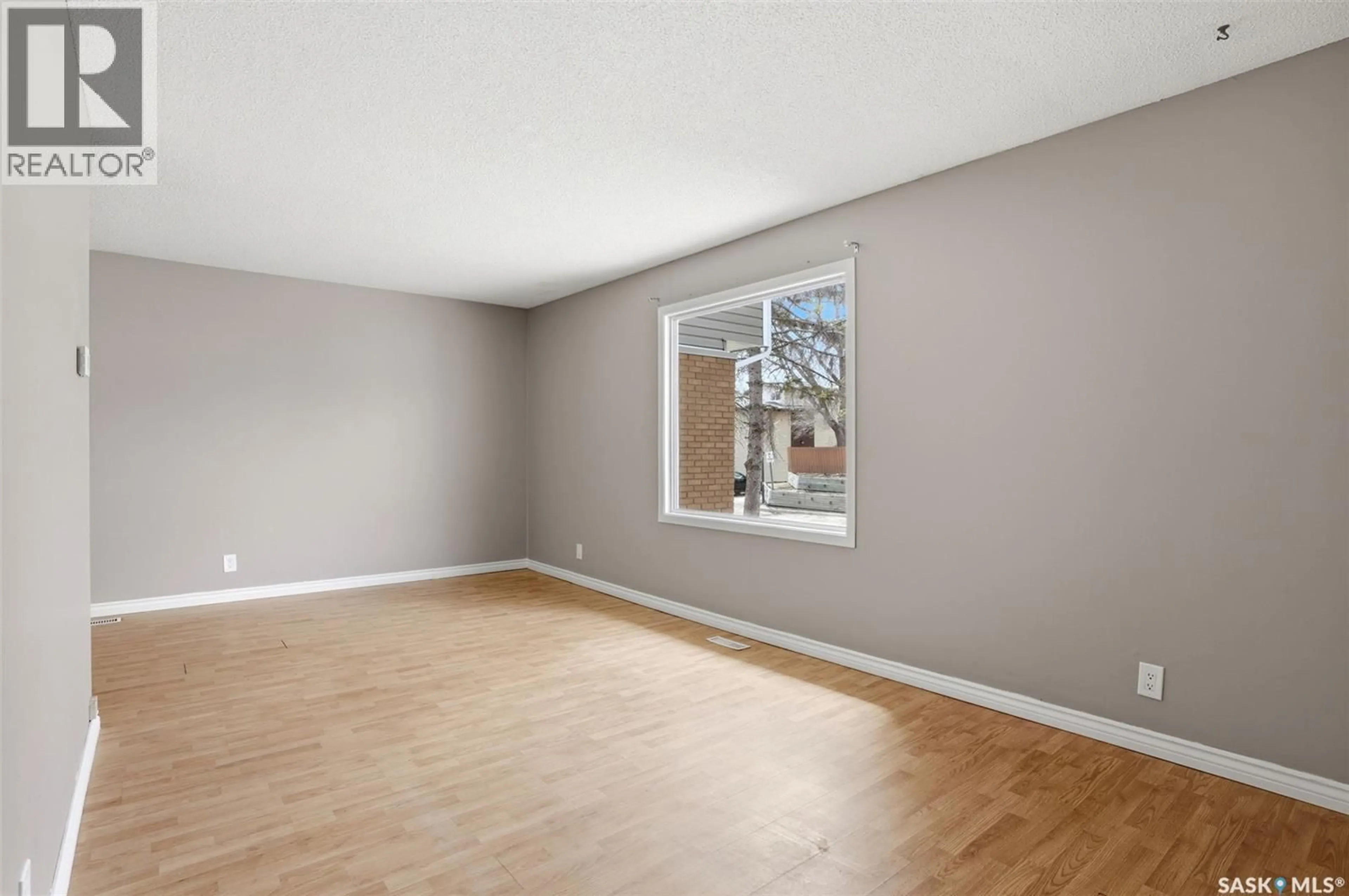 A pic of a room for 4176 CASTLE ROAD, Regina Saskatchewan S4S6A4