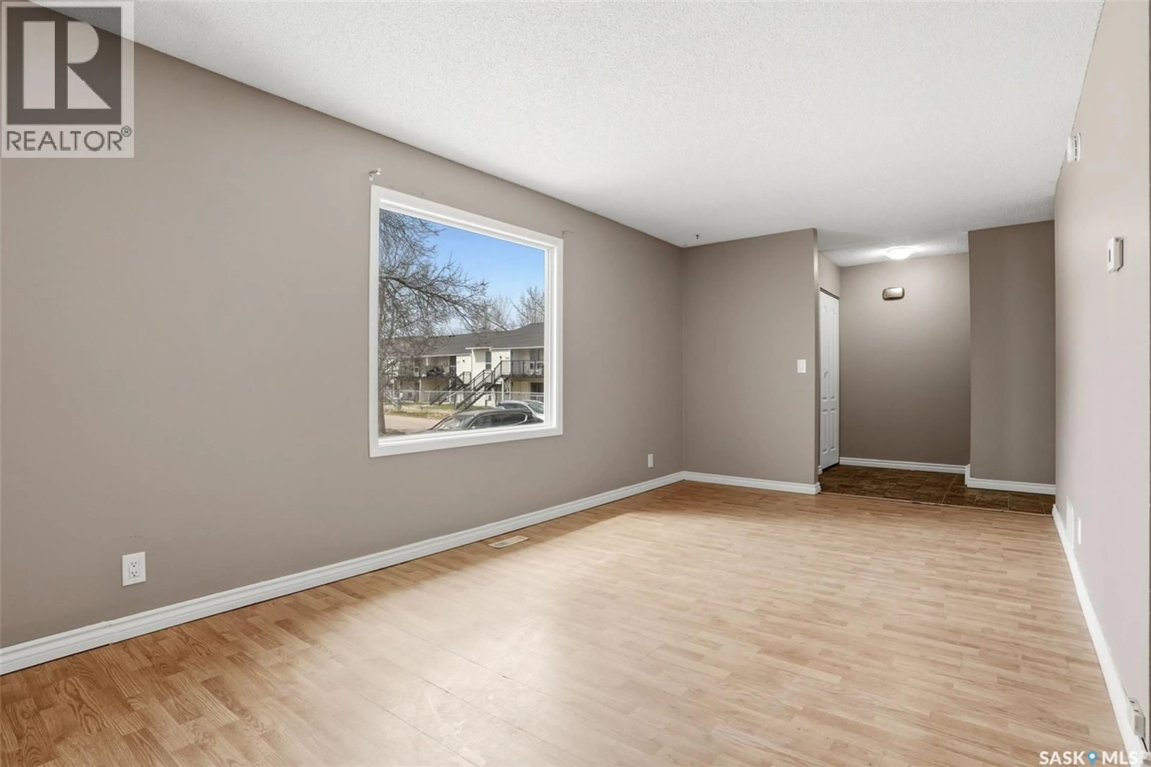 A pic of a room for 4176 CASTLE ROAD, Regina Saskatchewan S4S6A4