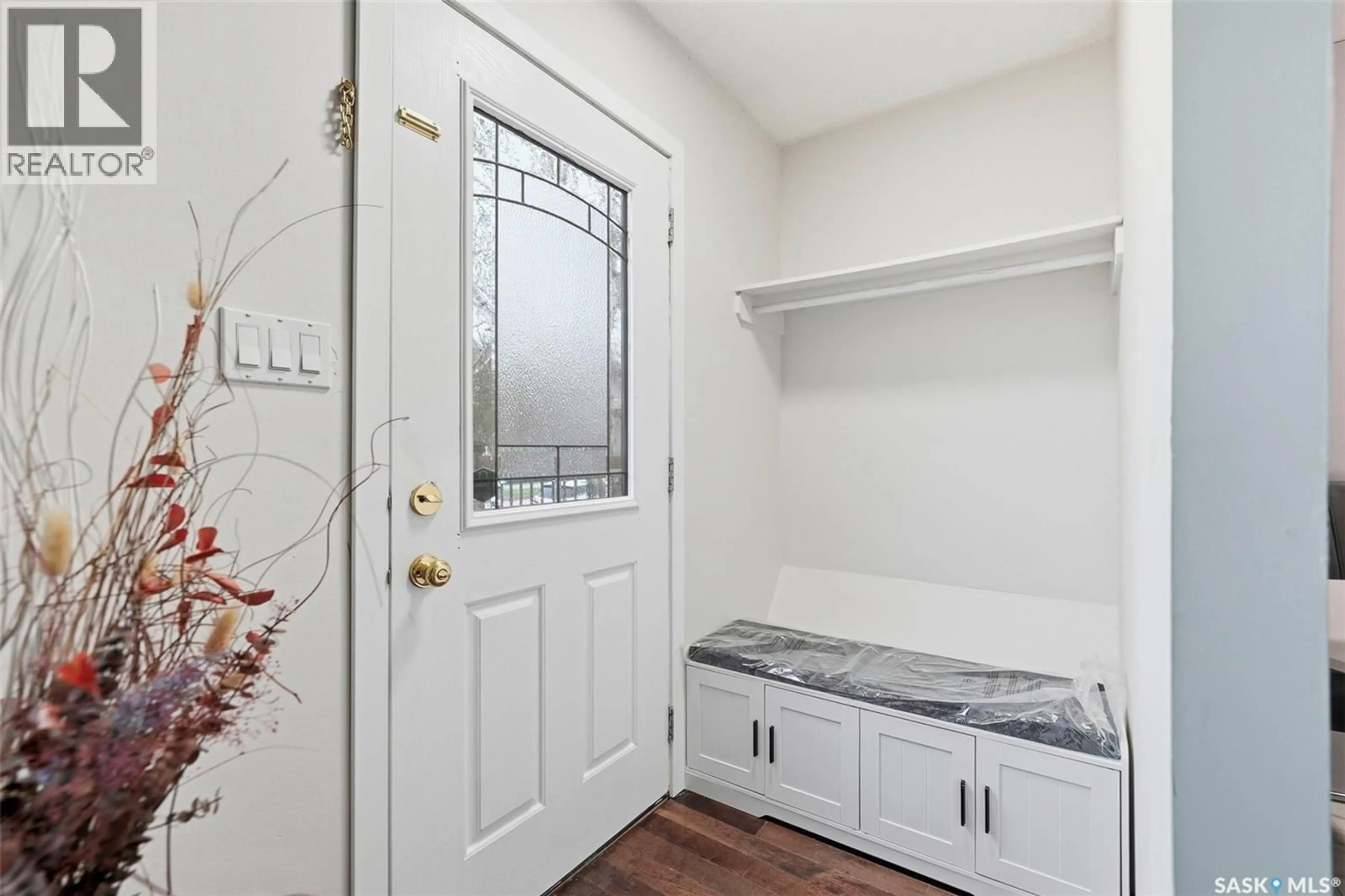 Unknown for 3581 33RD STREET, Saskatoon Saskatchewan S7L4P6