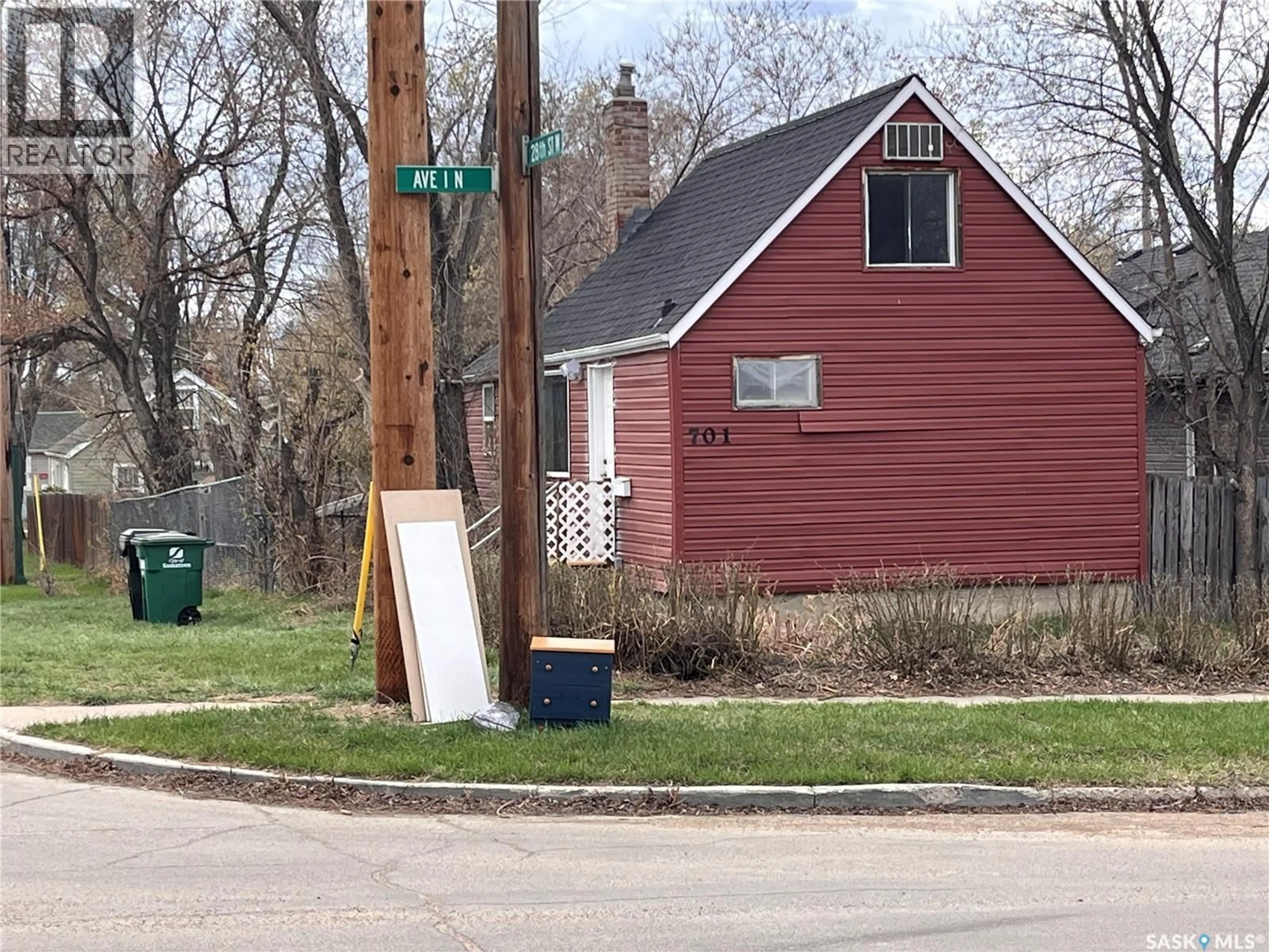 Shed for 701 I AVENUE, Saskatoon Saskatchewan S7L2H1