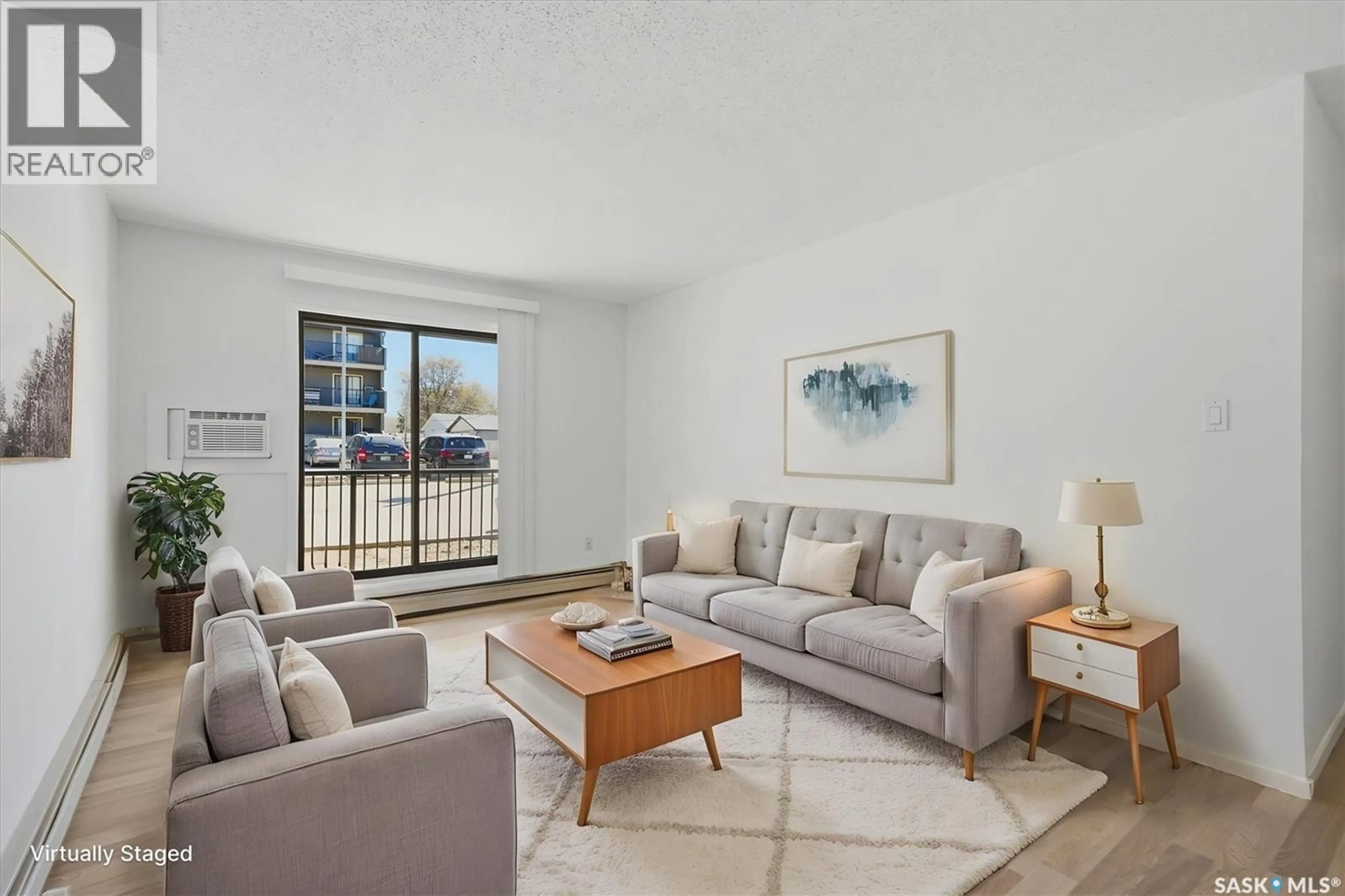 Living room with furniture, unknown for 2233 ST HENRY AVENUE, Saskatoon Saskatchewan S7M5K6