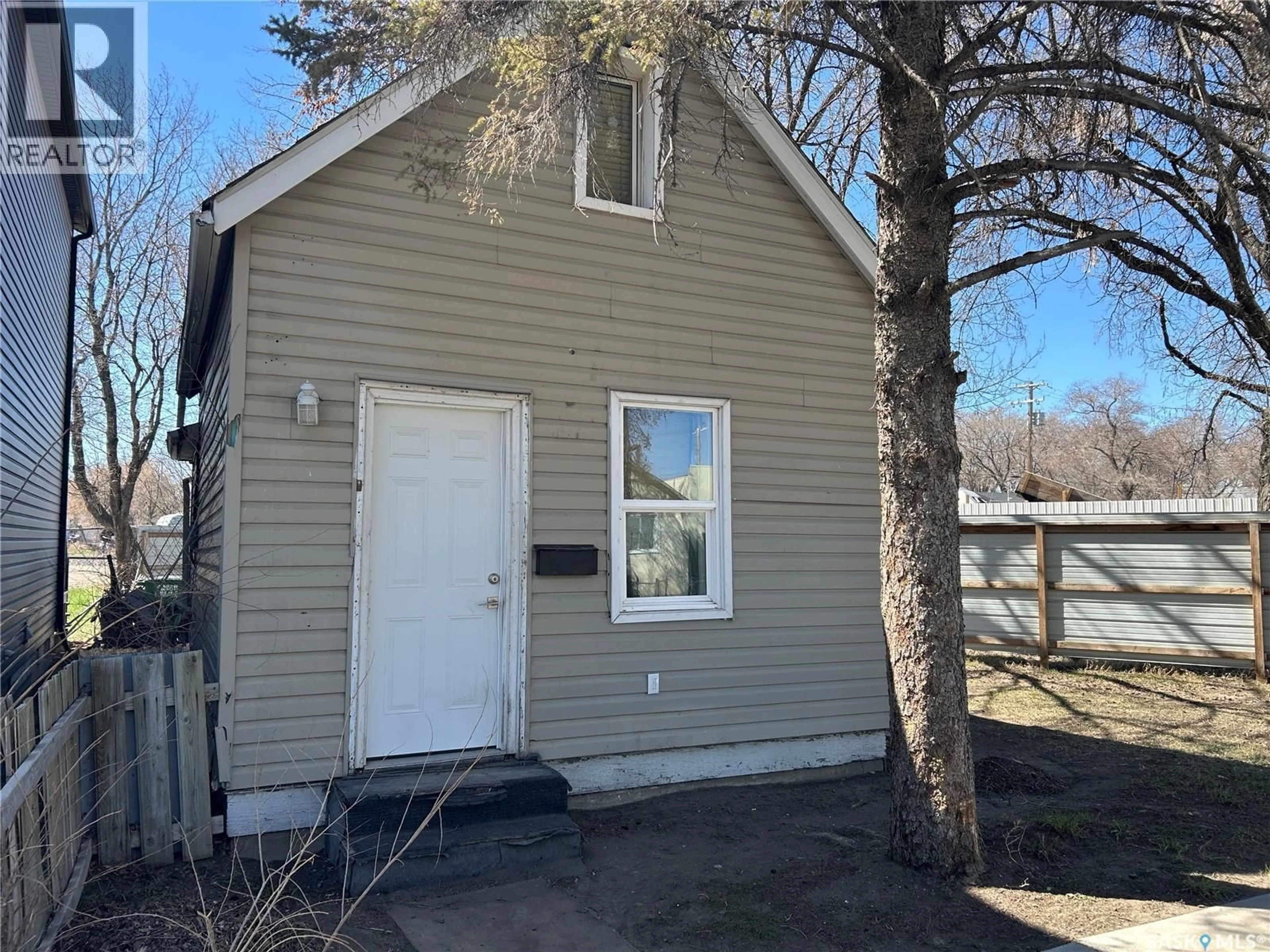 Shed for 209 I AVENUE, Saskatoon Saskatchewan S7M1X8