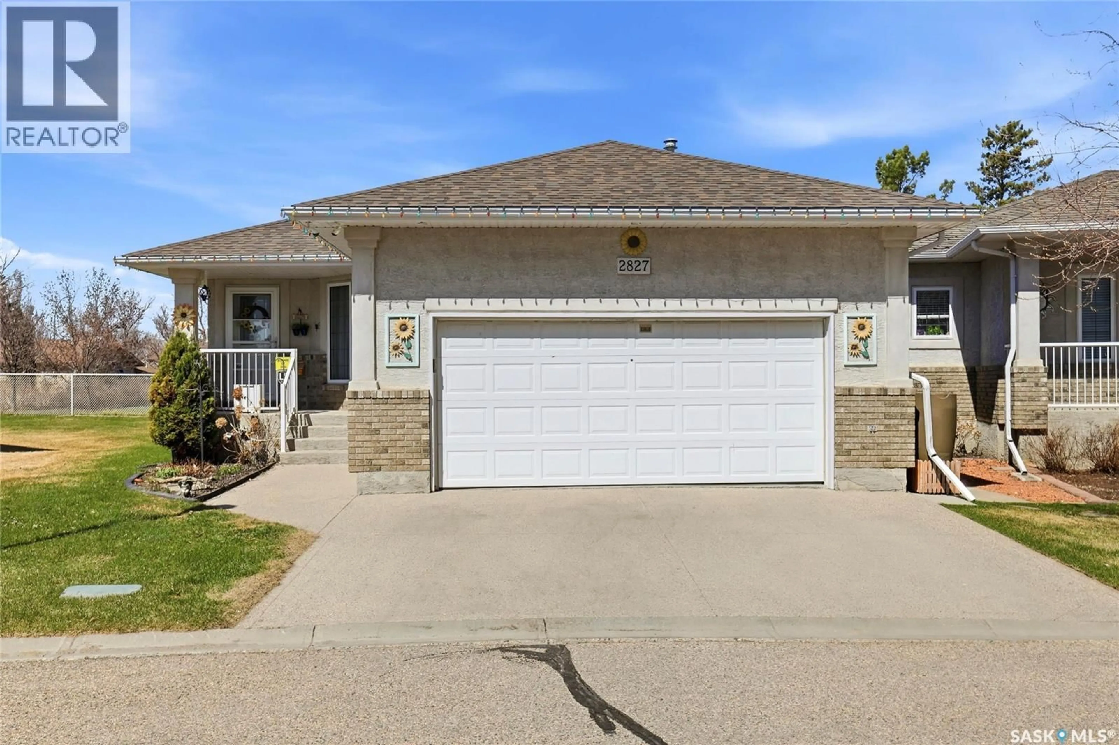 Unknown for E - 2827 MEADOW PARK CRESCENT, Regina Saskatchewan S4V1N7