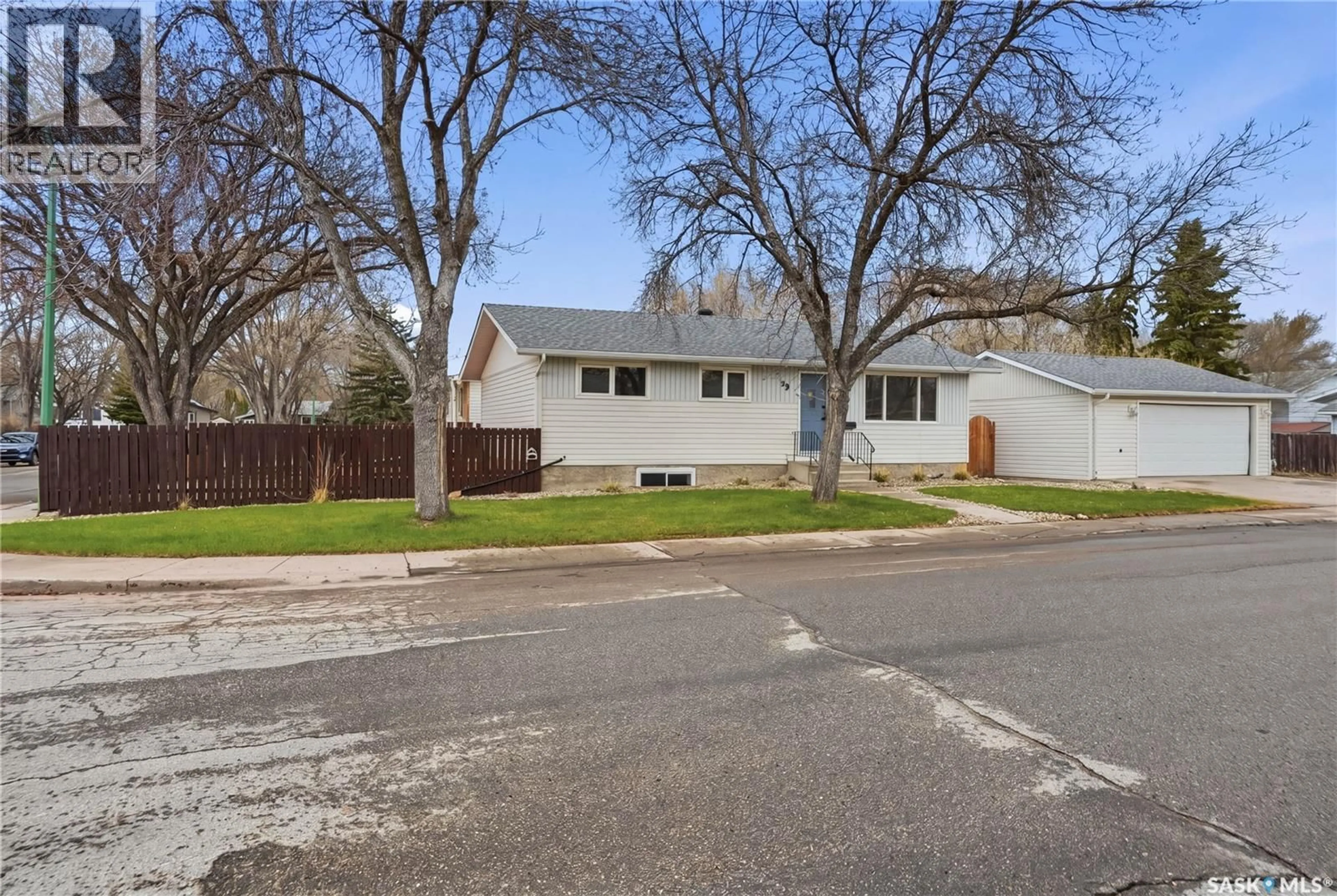 Unknown for 58 NELLES STREET, Regina Saskatchewan S4X1M4