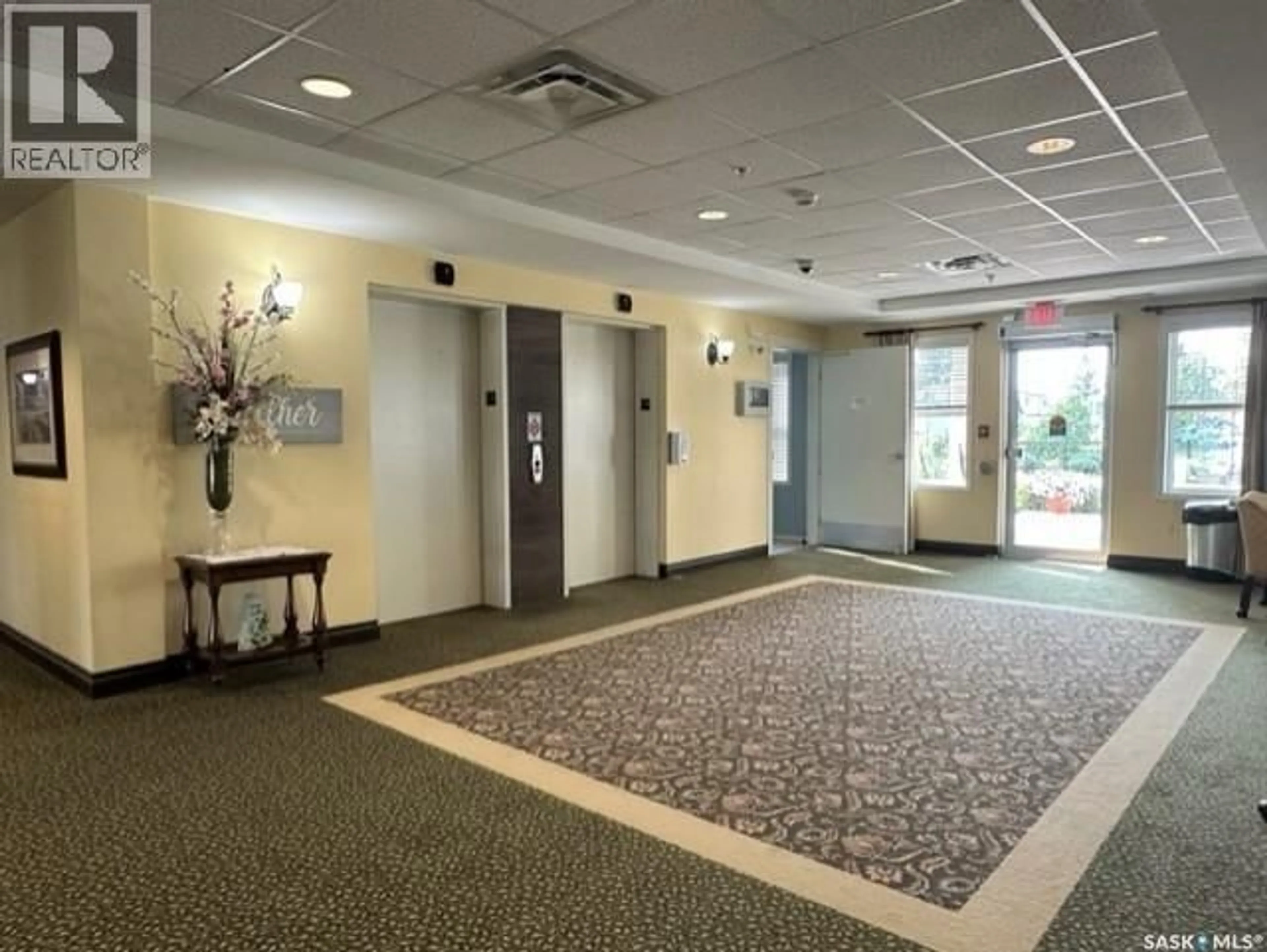 Indoor foyer for 419 680 7TH AVENUE E, Melville Saskatchewan S0A2P1