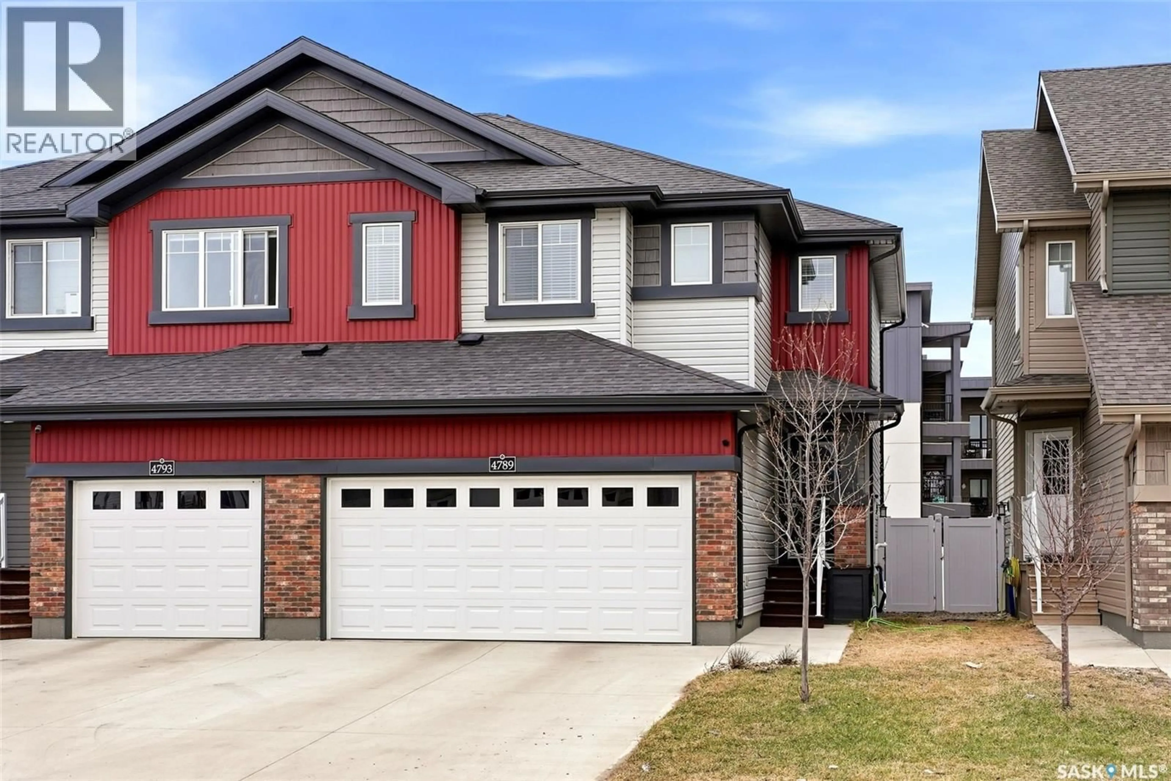Home with vinyl exterior material, street for 4789 MUTRIE CRESCENT, Regina Saskatchewan S4V3Y4