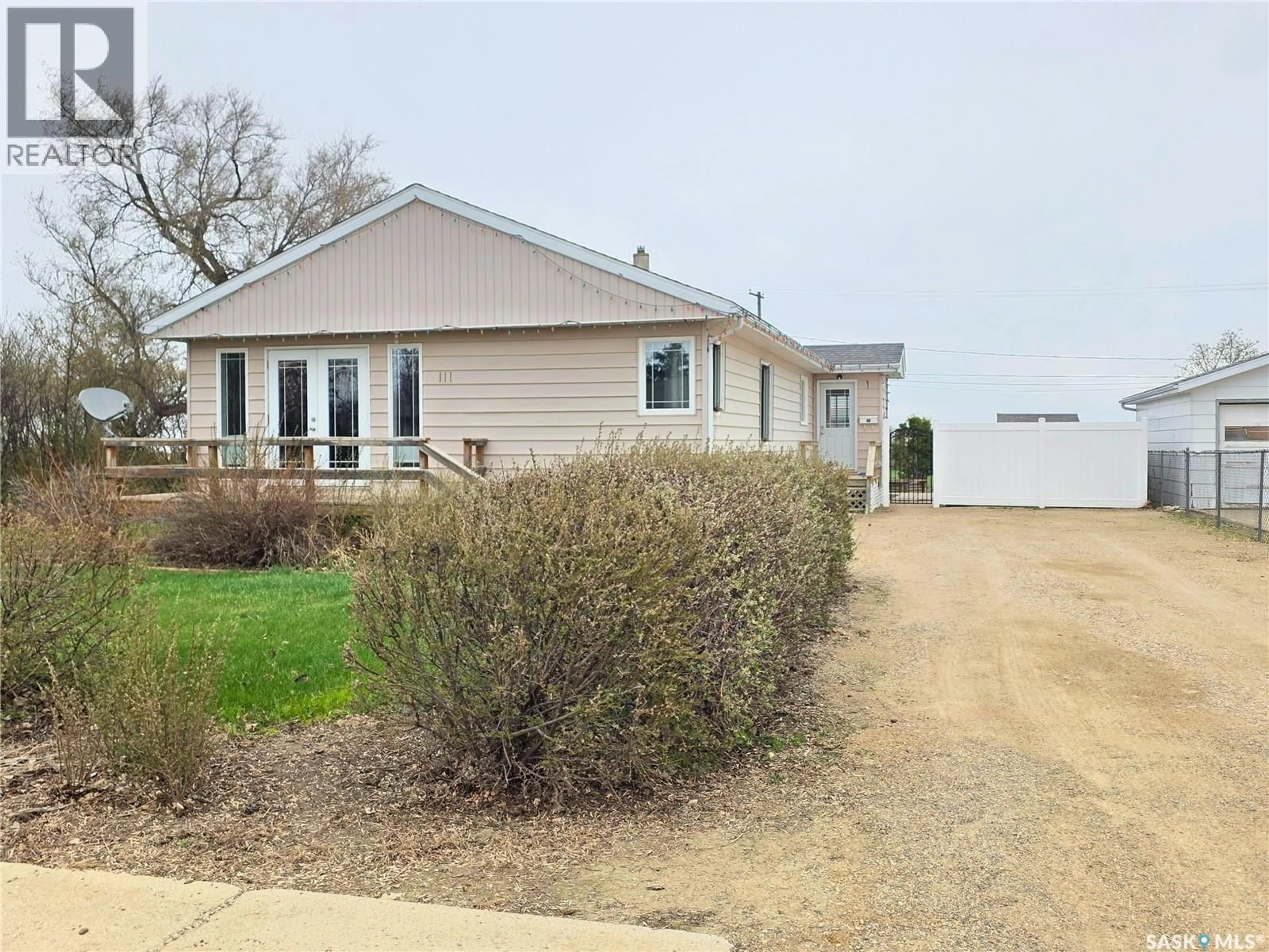 A pic from outside/outdoor area/front of a property/back of a property/a pic from drone, water/lake/river/ocean view for 111 4TH AVENUE, Lucky Lake Saskatchewan S0L1Z0