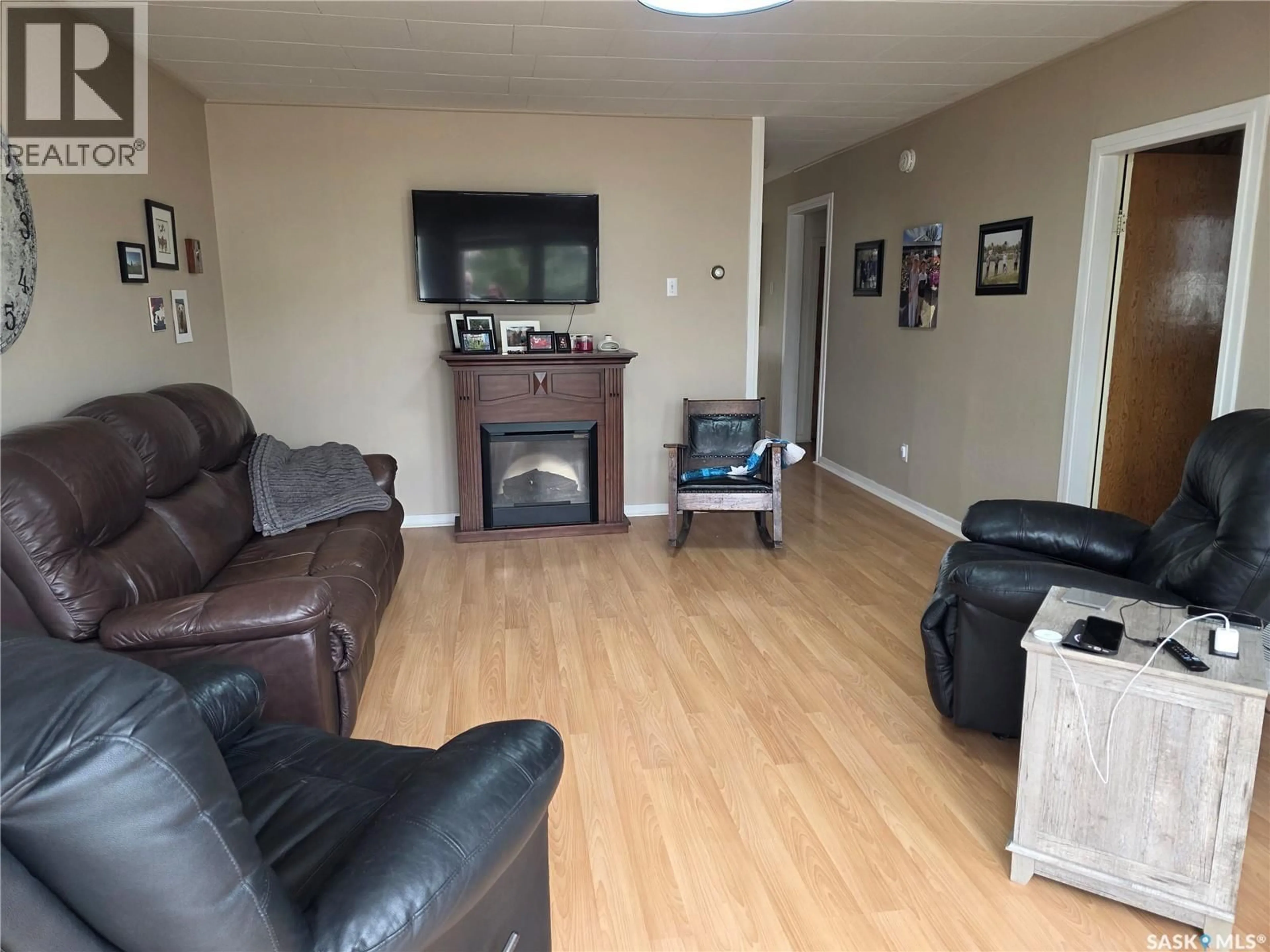 Living room with furniture, unknown for 111 4TH AVENUE, Lucky Lake Saskatchewan S0L1Z0
