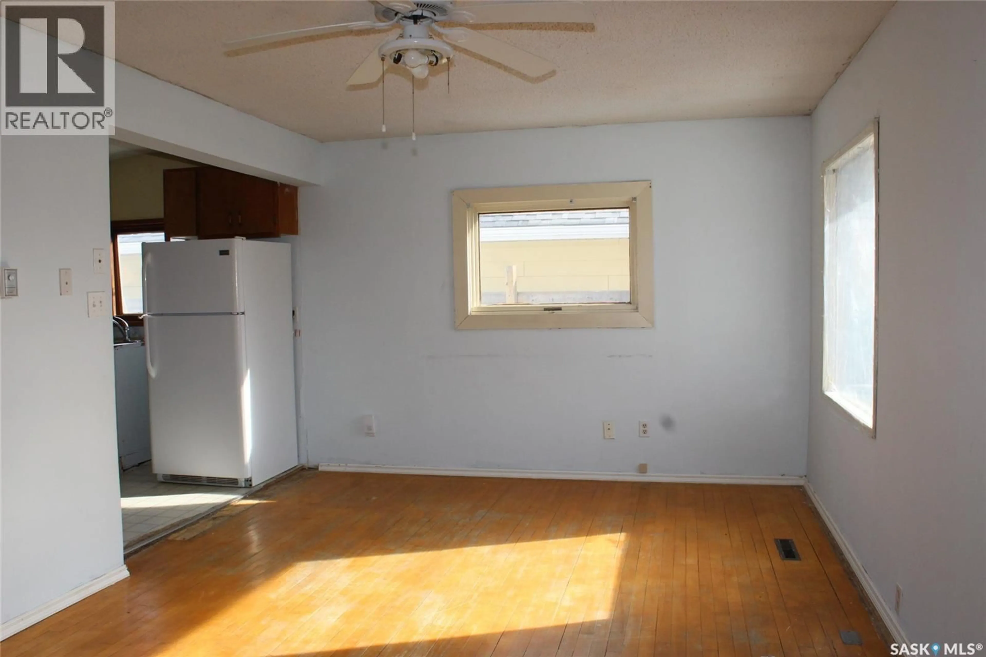 A pic of a room for 428 3RD STREET, Shaunavon Saskatchewan S0N2M0