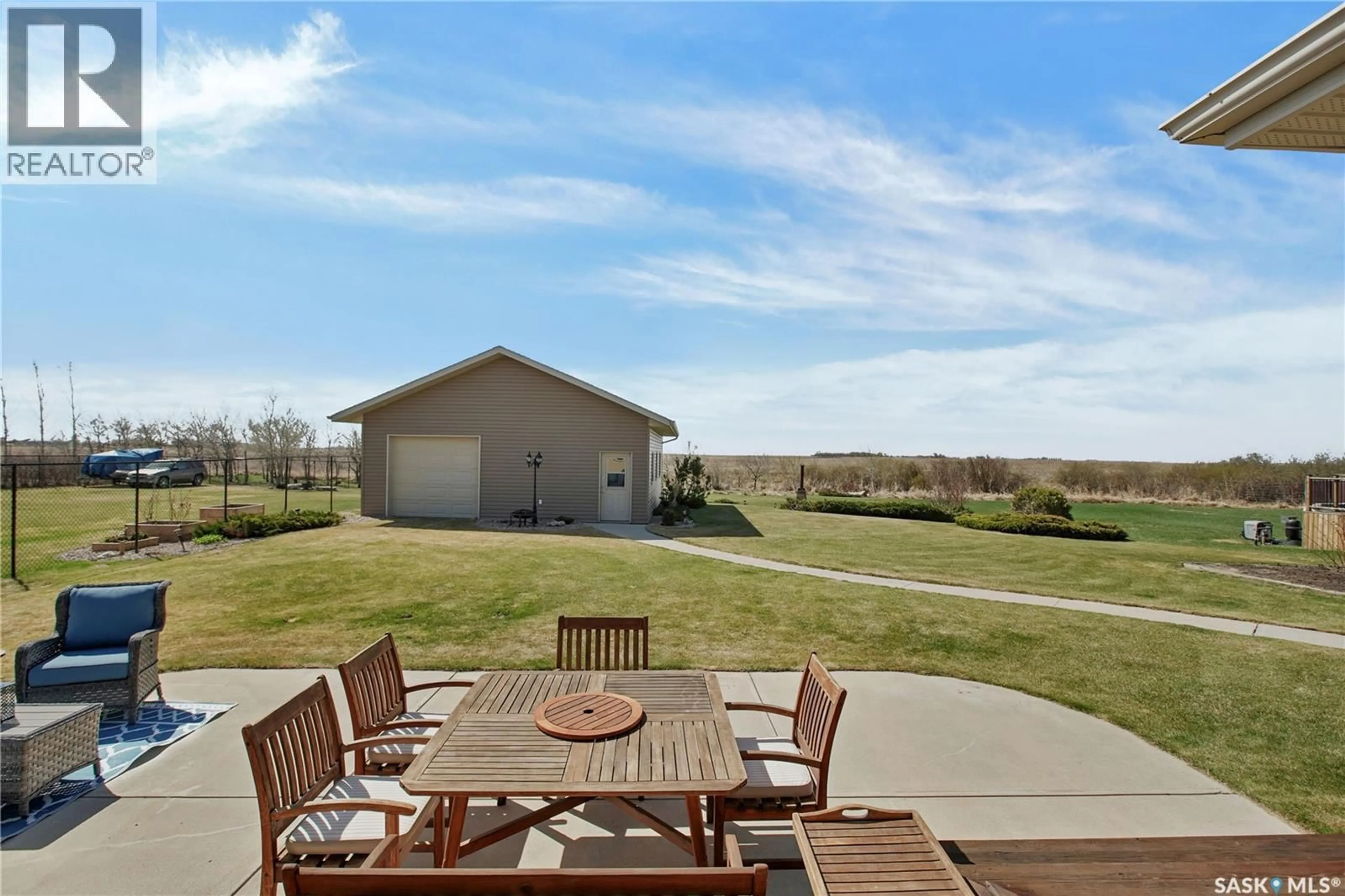 Patio, water/lake/river/ocean view for 205 PRAIRIE VIEW COURT, Hepburn Saskatchewan S0K1Z0