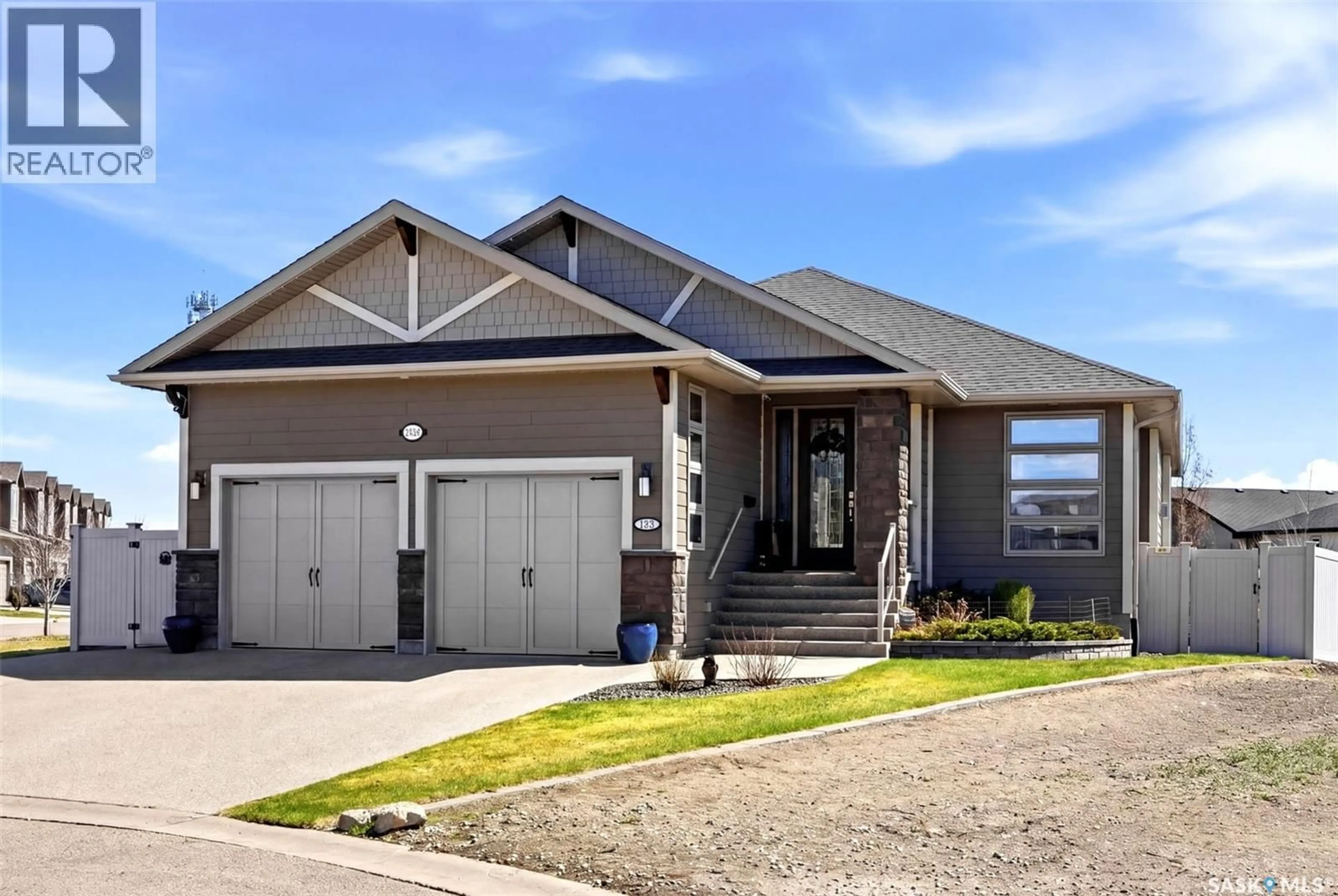 Home with vinyl exterior material, street for 4126 TIMBER CREEK PLACE, Regina Saskatchewan S4V3G7