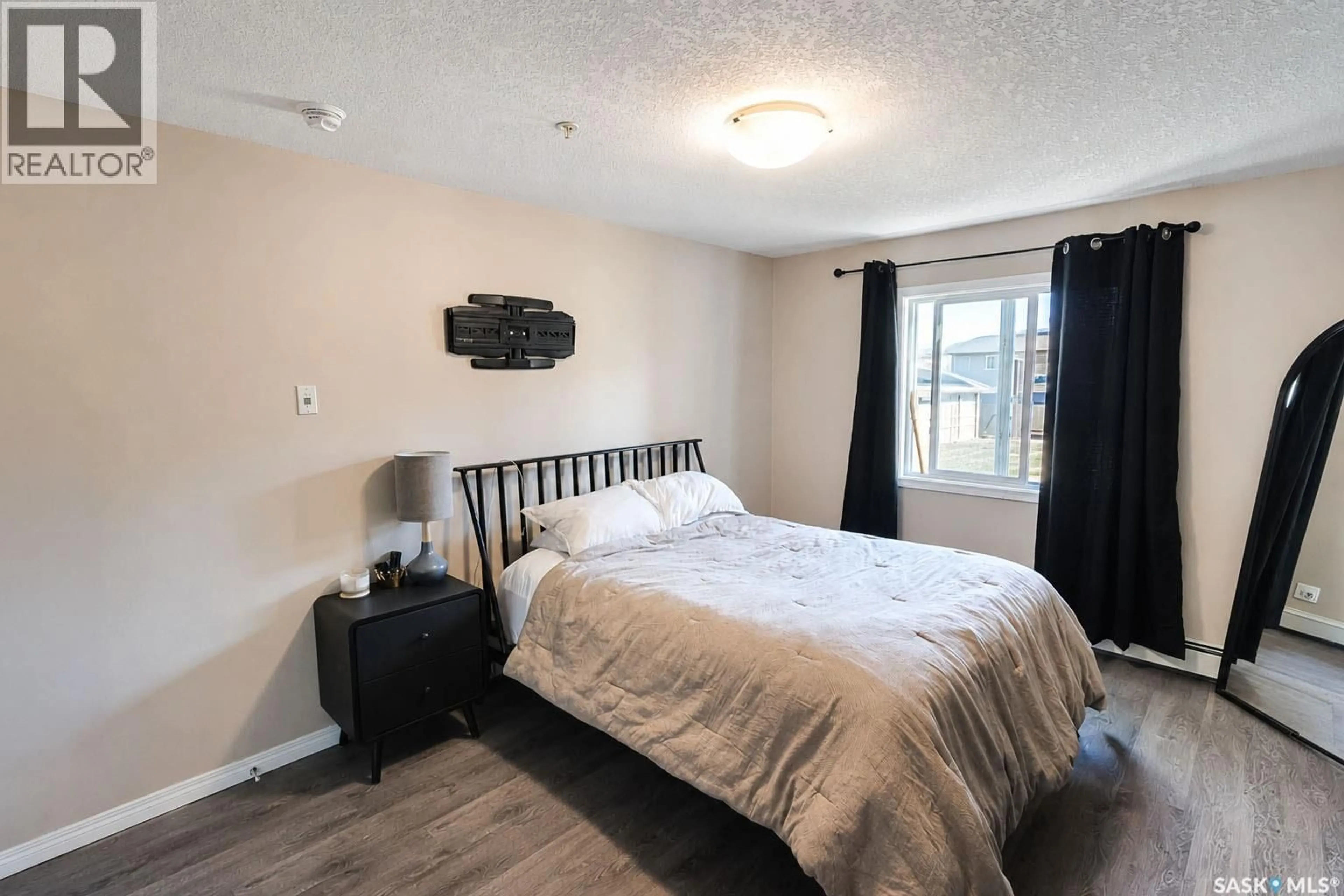 A pic of a room for 102 - 1501 15TH STREET, Prince Albert Saskatchewan S6V7C3