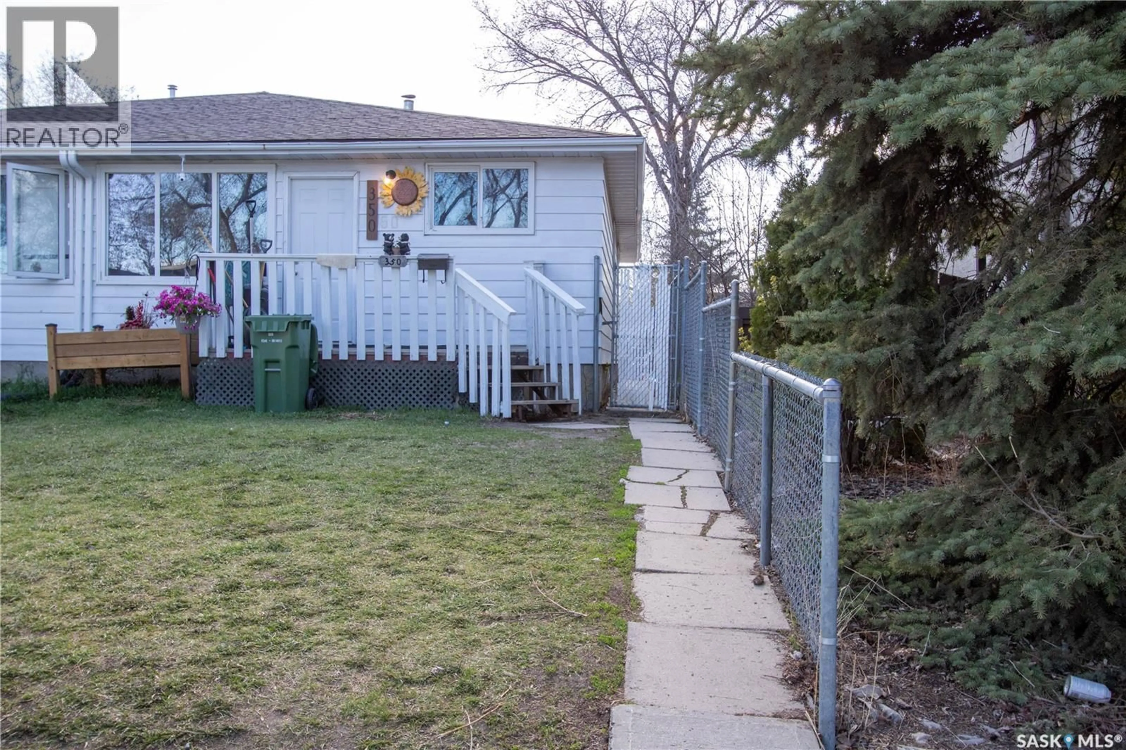 Unknown for 350 & 352 TORONTO STREET, Regina Saskatchewan S4R1M2