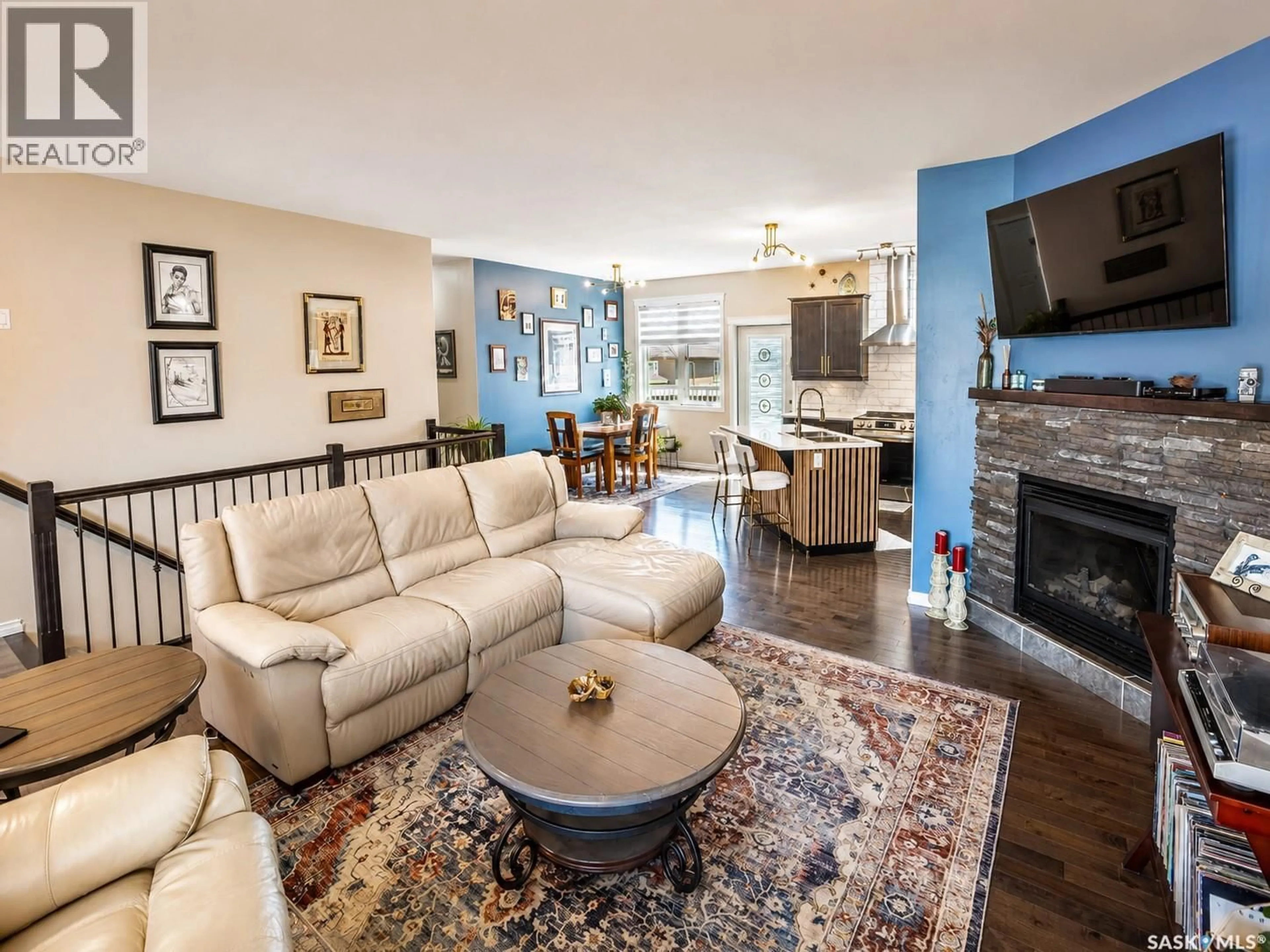 Living room with furniture, unknown for 148 WELLINGTON DRIVE, Moose Jaw Saskatchewan S6K0A6