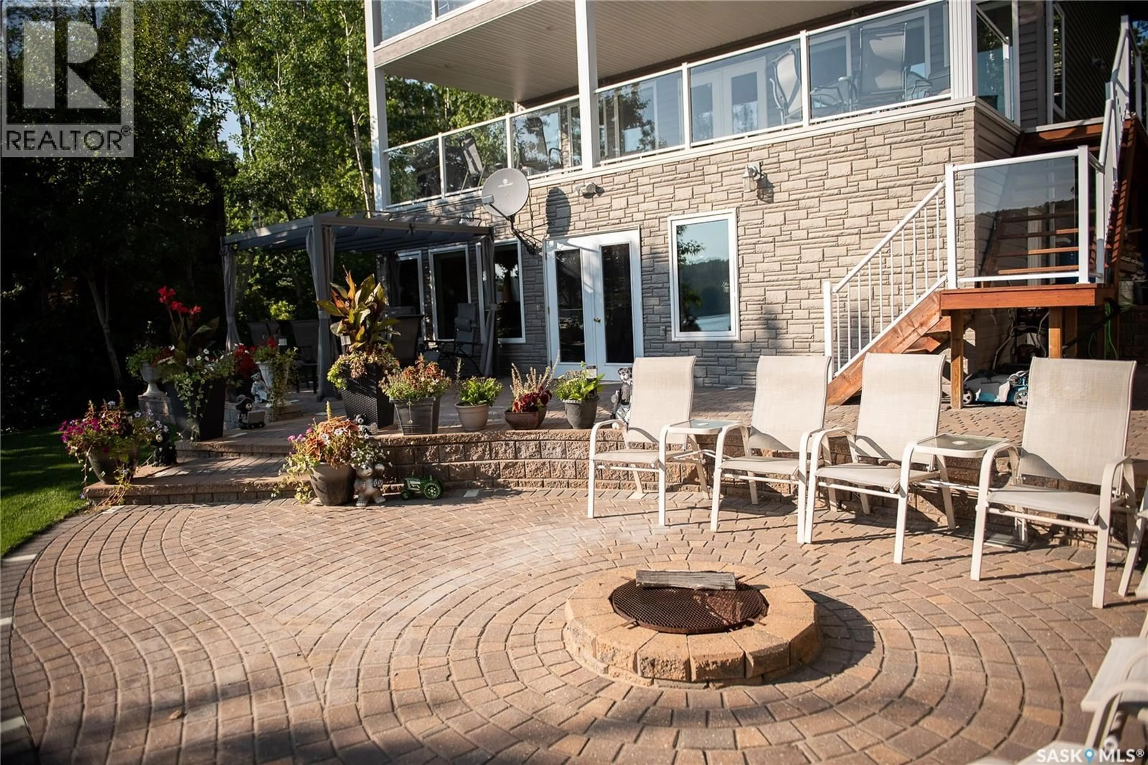 Patio, unknown for 53 LAKESIDE DRIVE, Tisdale Saskatchewan S0E1T0