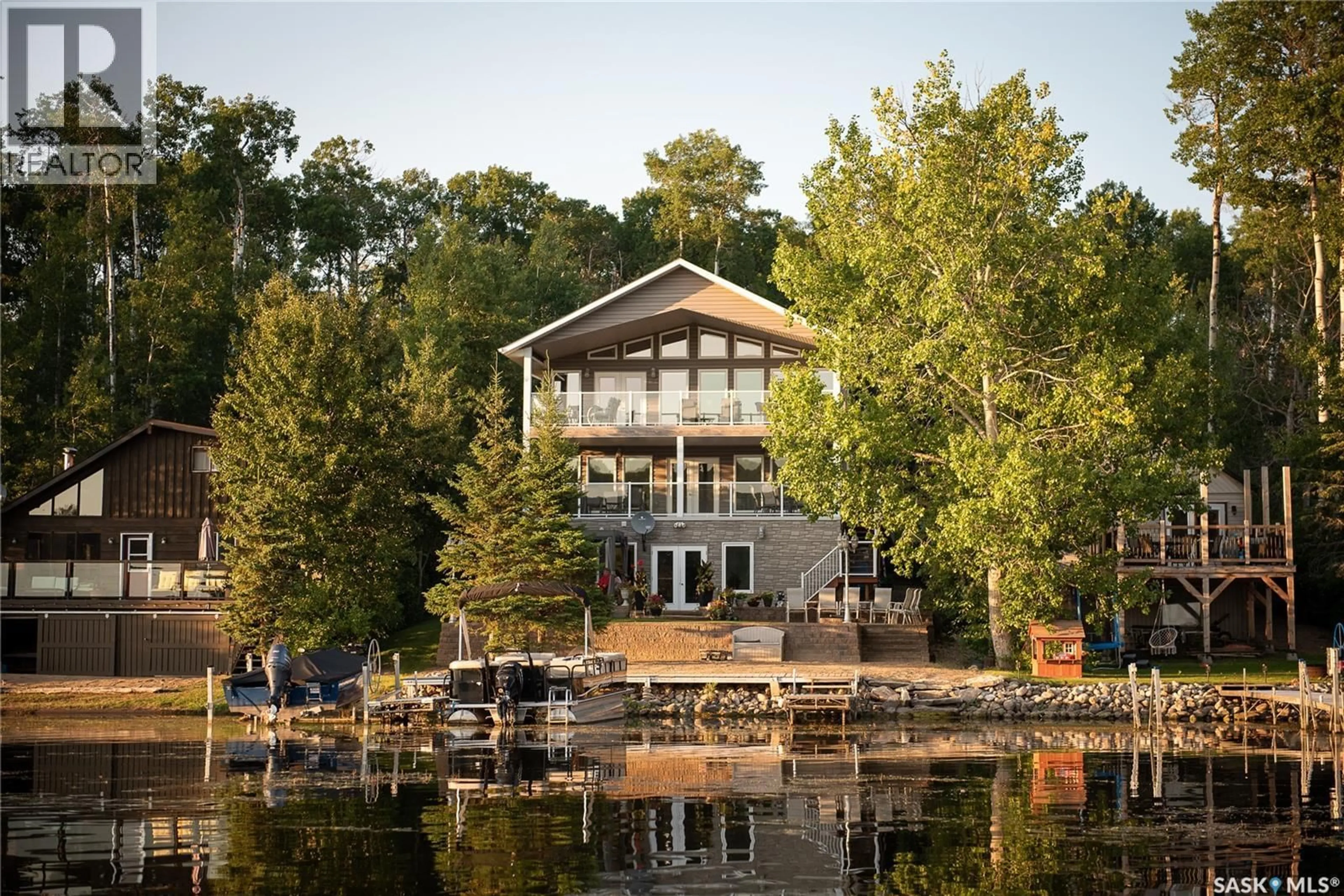 Patio, water/lake/river/ocean view for 53 LAKESIDE DRIVE, Tisdale Saskatchewan S0E1T0