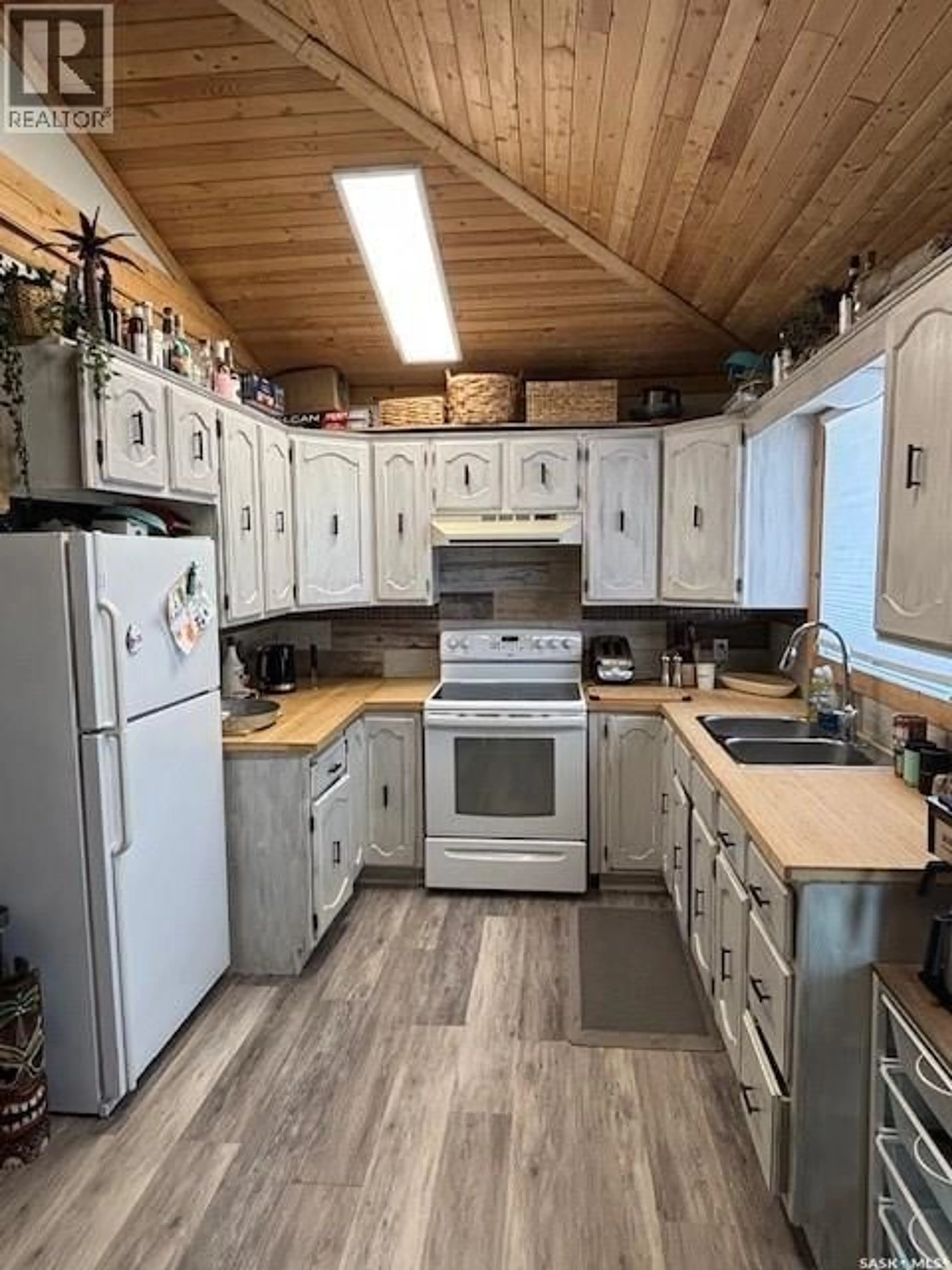 Unknown for 169 OLDROYD DRIVE, Good Spirit Lake Saskatchewan S0A0L0